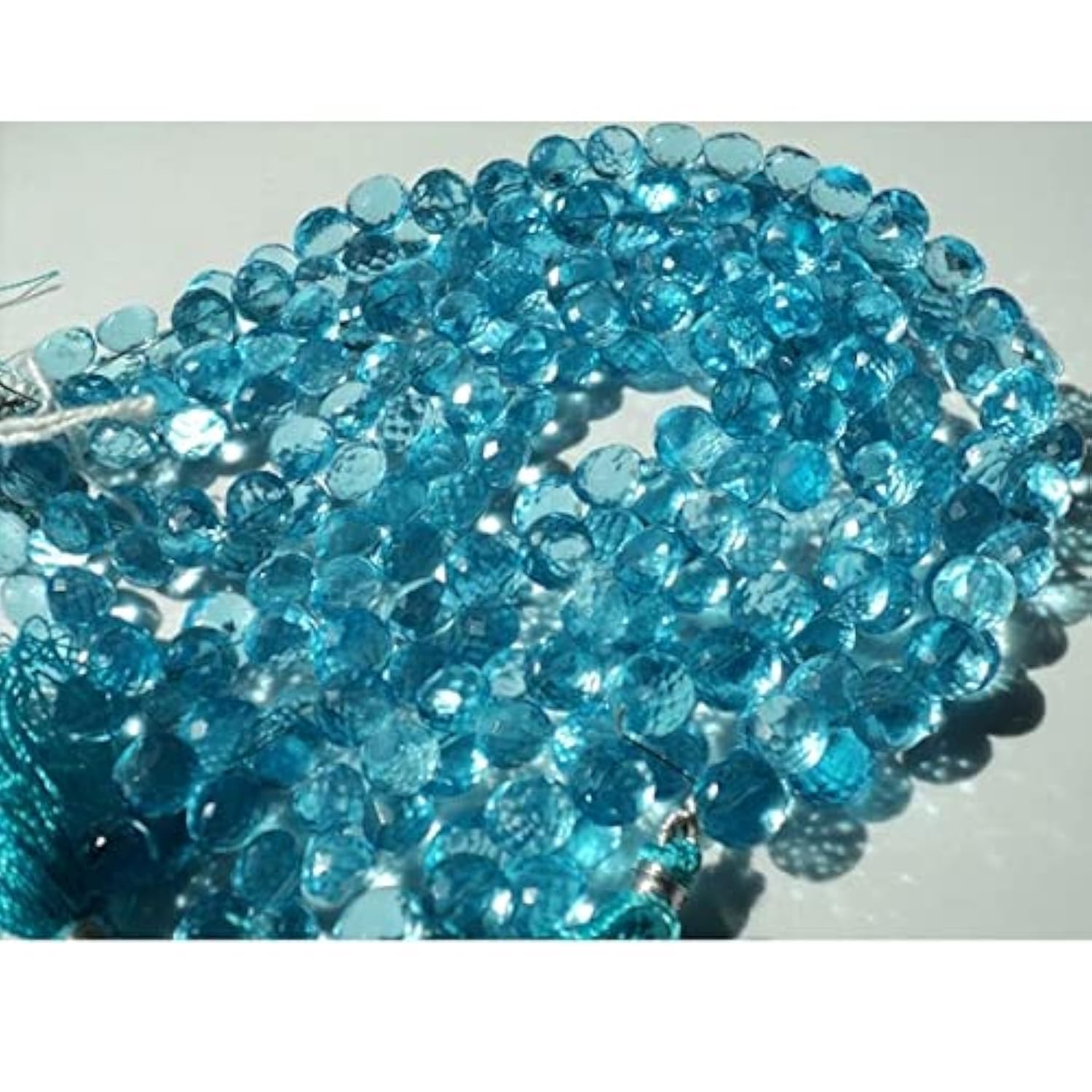 LKBEADS Mistyczny kwarc, niebieski topaz, mikro fasetowane briolety cebuli, koraliki 7 mm, sznurek 10 cm