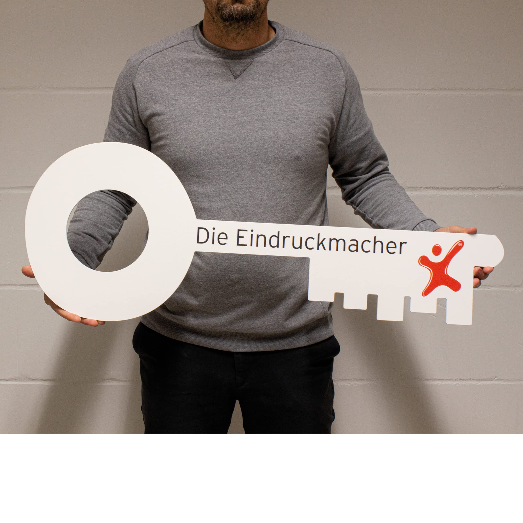 Übergabeschlüssel, symbolischer antiker Schlüssel, auf 10 mm stabiler Hartschaumplatte weiß, personalisiert mit Logo und Text bedruckt