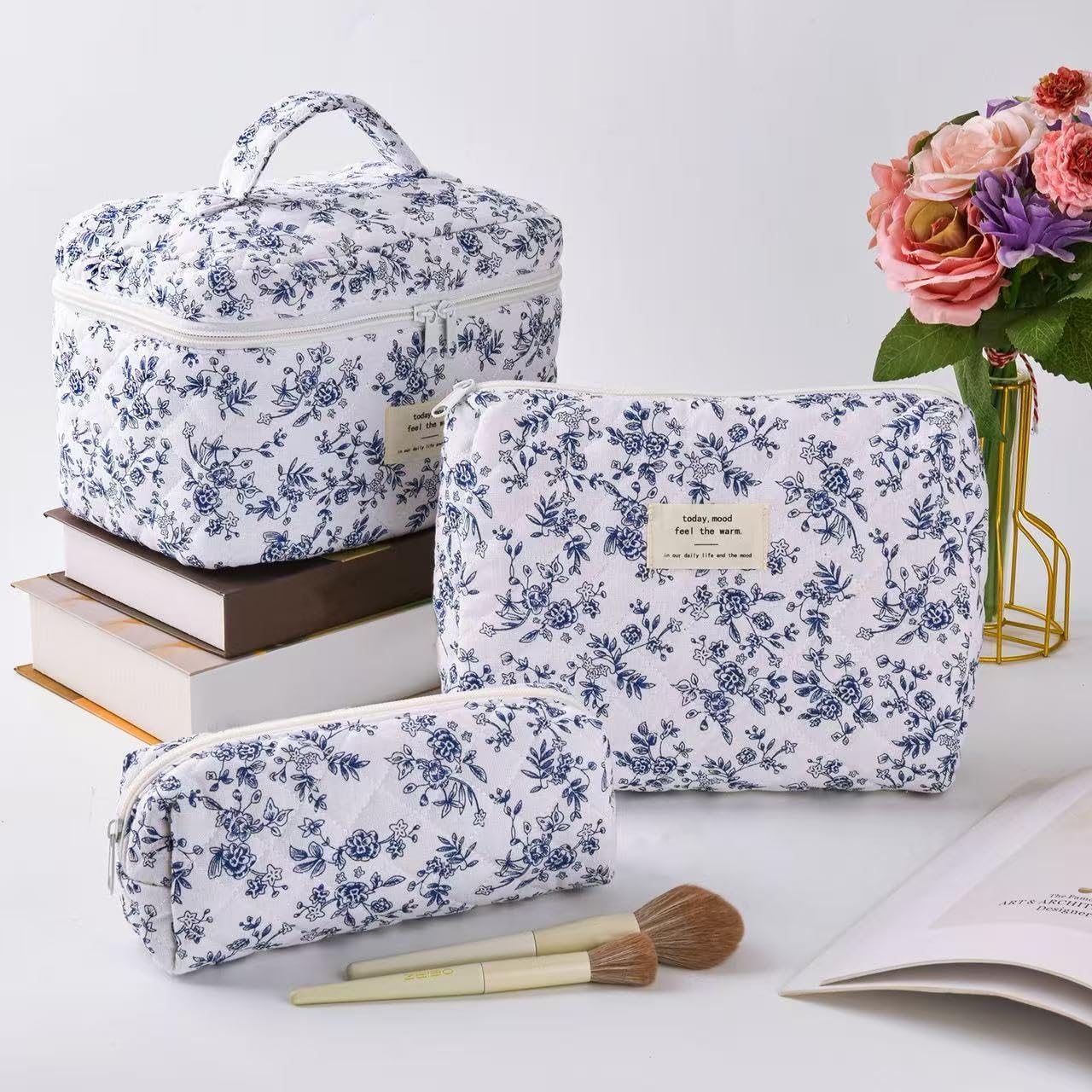 3Pcs Makeup Bag Cute Cosmetic Bags for Women, Large Capacity Travel Quilted Makeup Bag Set,Cotton Floral Makeup Pouch, Coquette Puffy Toiletry Bag,Attractive Quilted Pouch