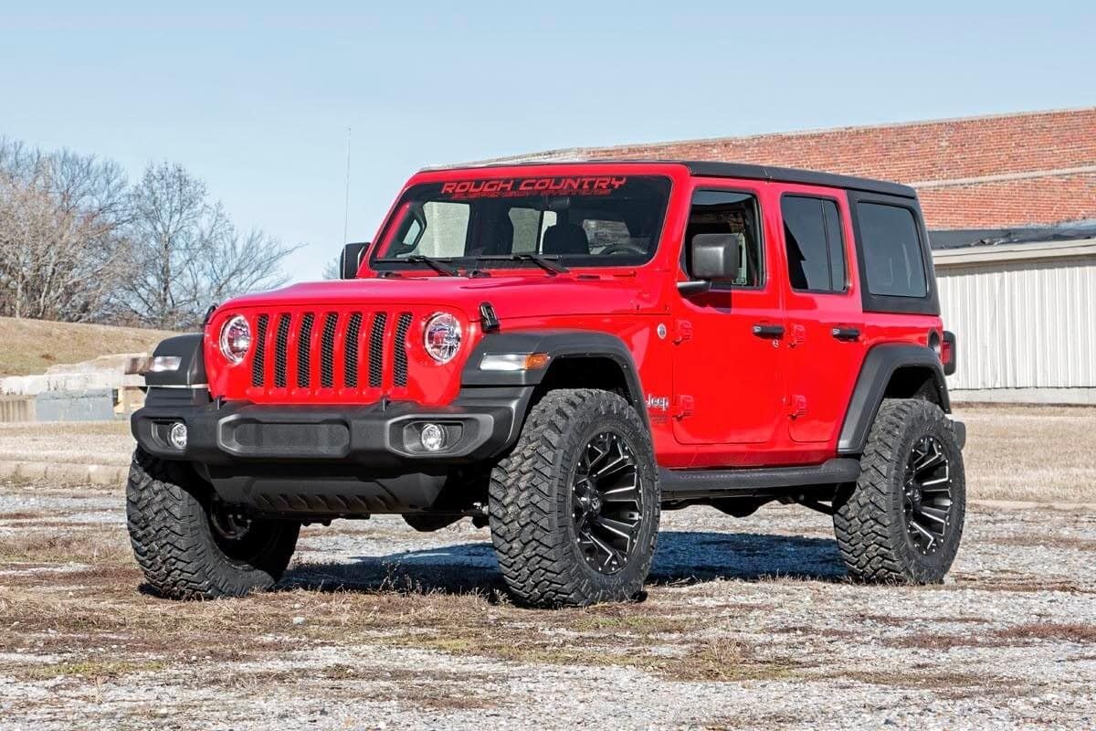 Rough Country 2.5" Lift Kit w/ V2 Shocks for Jeep Wrangler JL Unlimited (2018-2023) 4-Door (Non-Rubicon Models) - Fits up to 35" Tires