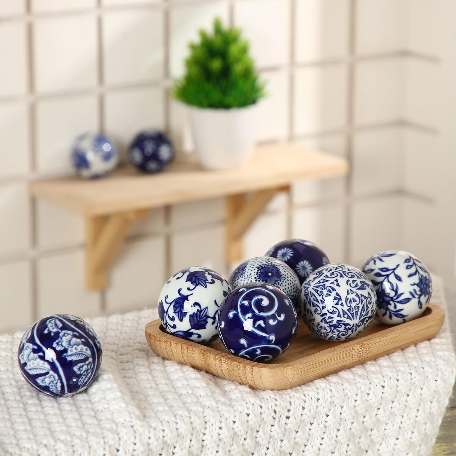 Vesici 9 Pcs Blue and White Porcelain Balls Decorative Chinoiserie Orbs for Centerpiece Bowls China Ceramic Balls Farmhouse Basket Tray Vases Decoration Gifts for Dining Table Holiday(Elegant Style)