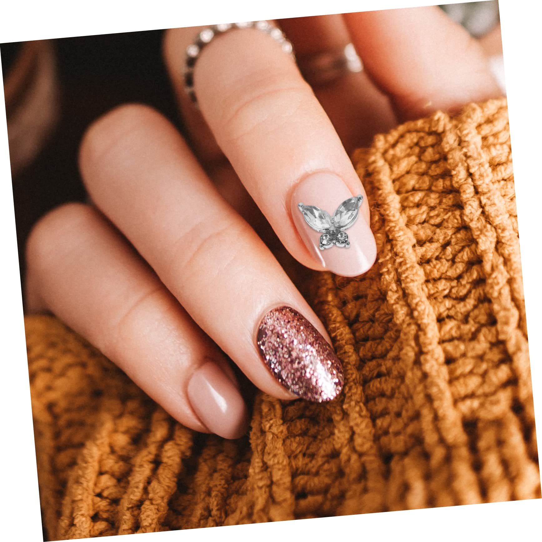 FRCOLOR 100 piezas Nail Art Accesorios Bling- de Uñas Colgante para Uñas de Mujer Arte de uñas Piedras de manicura Accesorios de uñas Colgantes Arte de uñas Pequeñas Piedras preciosas