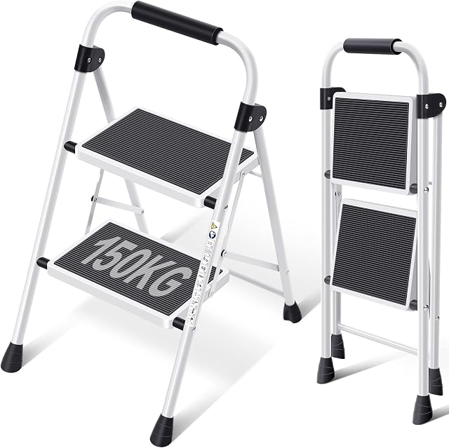 Kingrack 2 Step Ladder, Folding Ladder with Non-Slip and Wide Pedal, Small Ladder with Handle, Sturdy Steel Ladder, Lightweight and Portable Step Ladder, White