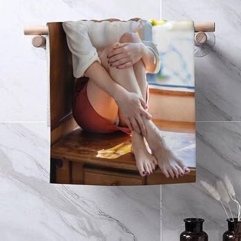 Amazon｜鈴村あいり フェイスタオル タオル やわらかハンド