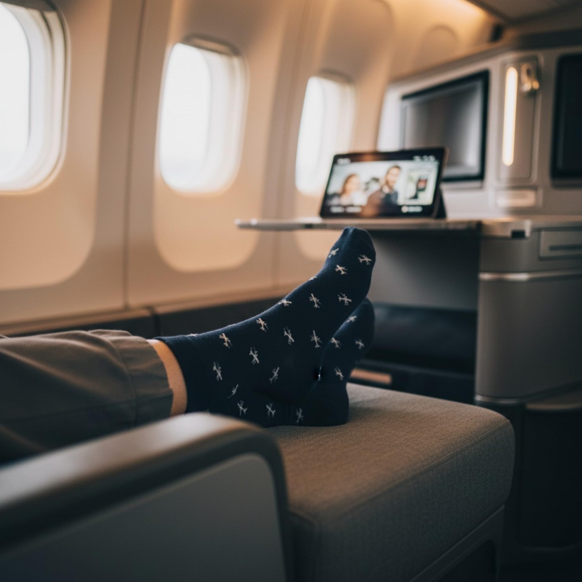 Airplane Socks - Funny Plane Socks - Funny Aeroplane Gift for Men - 1 Pair, Size 9-12