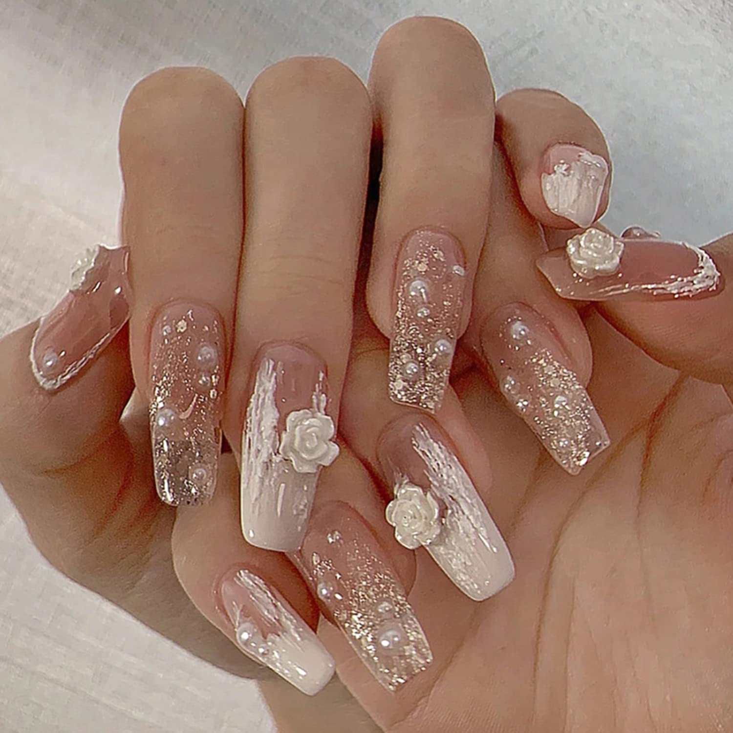Medium Length Press on Nails, Floral Artificial Fake Nails, 24Pcs Reusable Full Cover False Nails Kits, White Flower and Pearl Acrylic Nails Design,