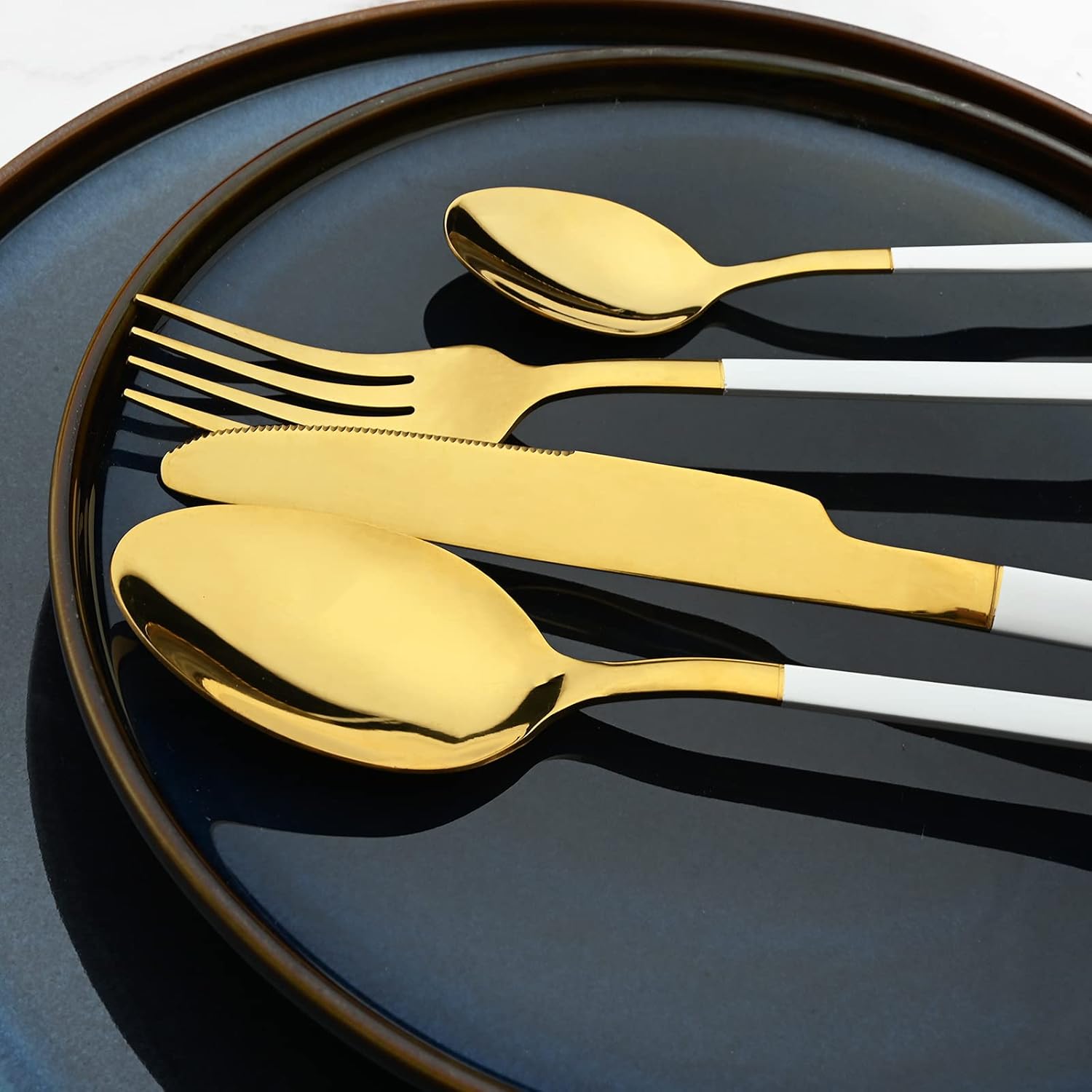 24-Piece Flatware Set, 18/0 Stainless Steel Knife Fork Spoon Teaspoon Silverware Set, Service for 6, White slender handle Gold