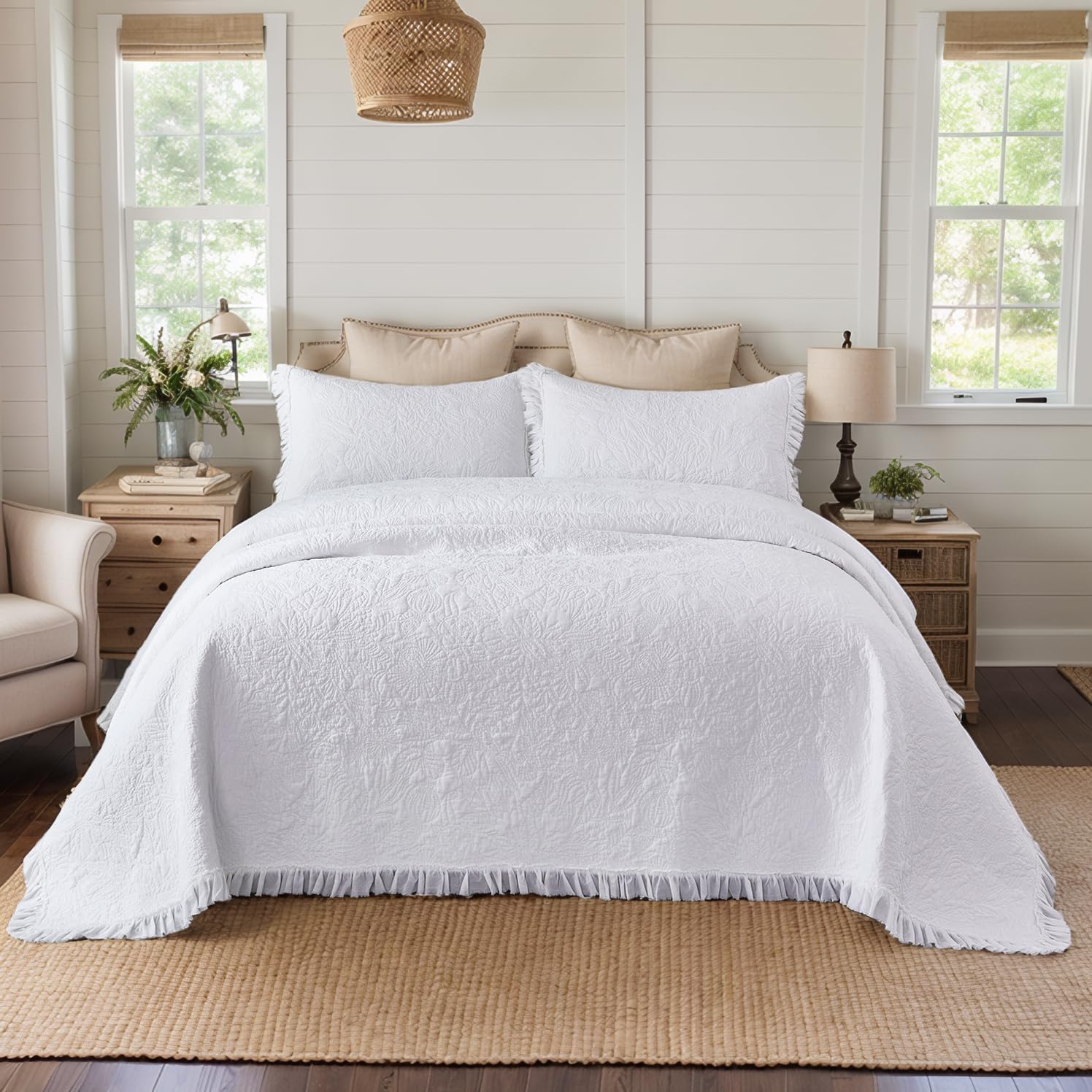 Brandream Queen Size Premium 100% Cotton Quilt Set White Botanical Vine Stitching Romantic Ruffled Edge Heirloom Cottagecore Bedding 3-Piece