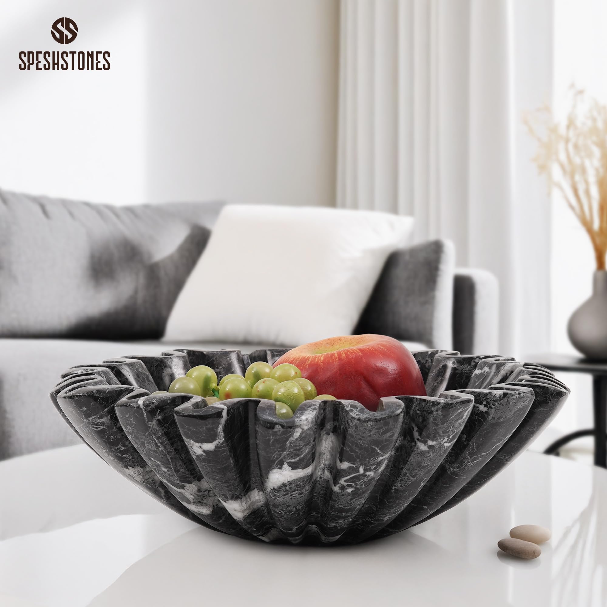 SPESHSTONES Grand Bol Décoratif en Marbre Noir 25,4 cm, Coupe Ondulée Festonnée Fait Main pour Décoration Maison, Corbeille à Fruits Moderne pour Plan de Travail, Bol Cannelé en Pierre