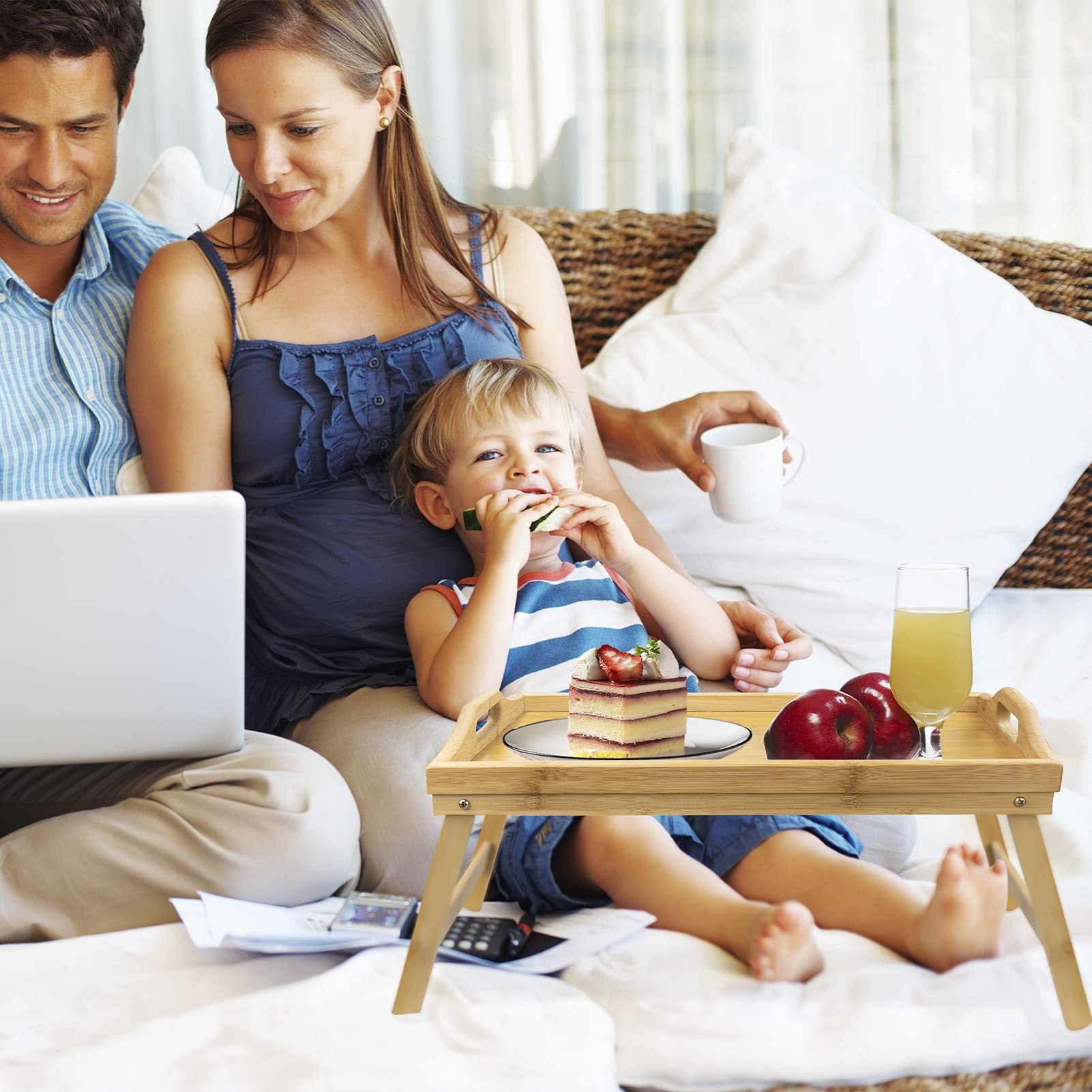 Vassoio per la Colazione, Vassoio da Letto in bambù con Gambe Pieghevoli, scrivania per Laptop, Vassoio da Portata, scrivania, Vassoio Snack per Divano, Letto, Mangiare, Lavoro