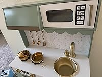 Review Image by Courtney Keeling Courtney Keeling