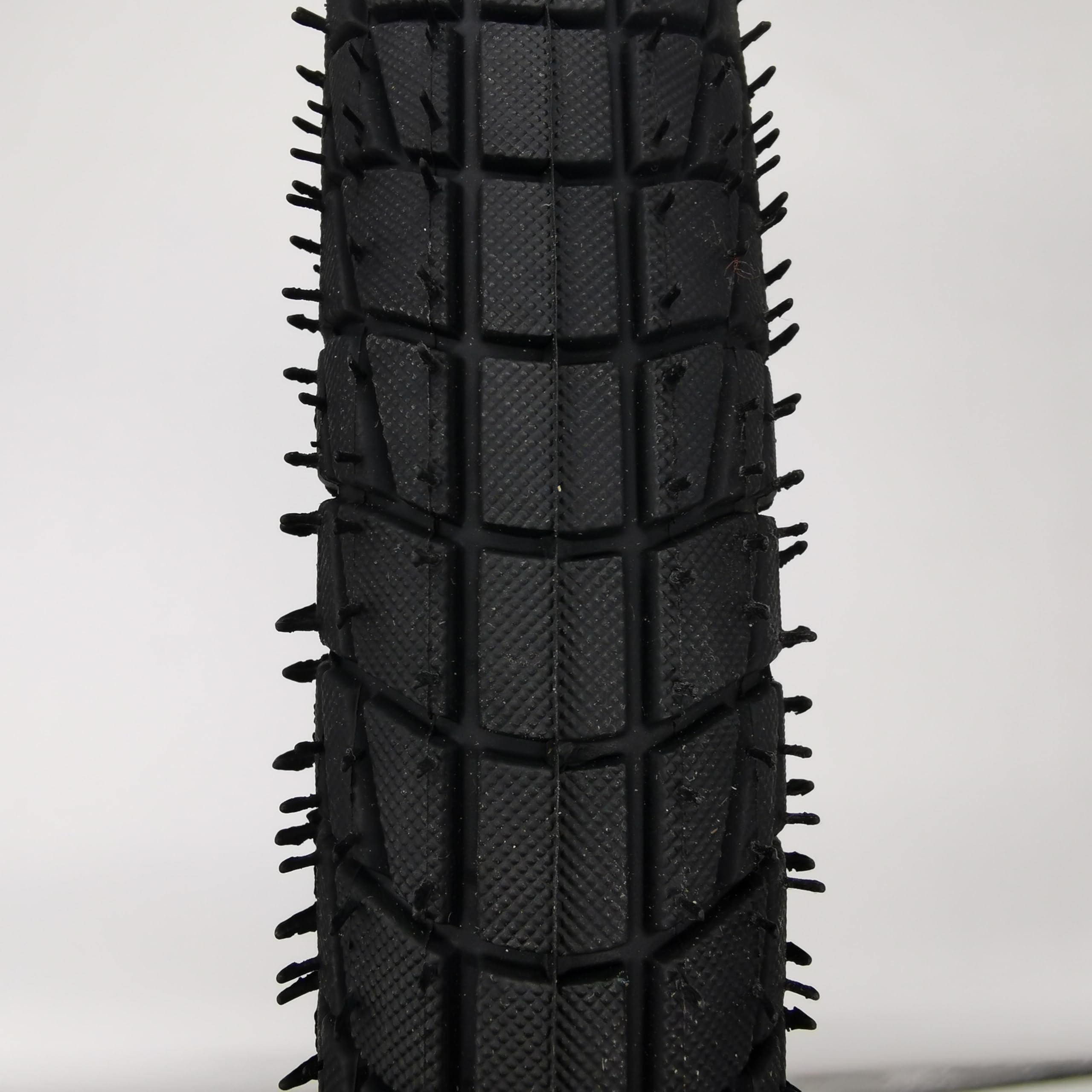 2X SRI-45A Reifen DSI 20" Zoll 20x1.95 | ETRTO 50-406 | + AV-Schlauch | 1mm Pannenschutz & Reflexstreifen Decke Mantel Kinder Fahrrad Anhänger Schläuche Autoventil Schrader Fahrradreifen