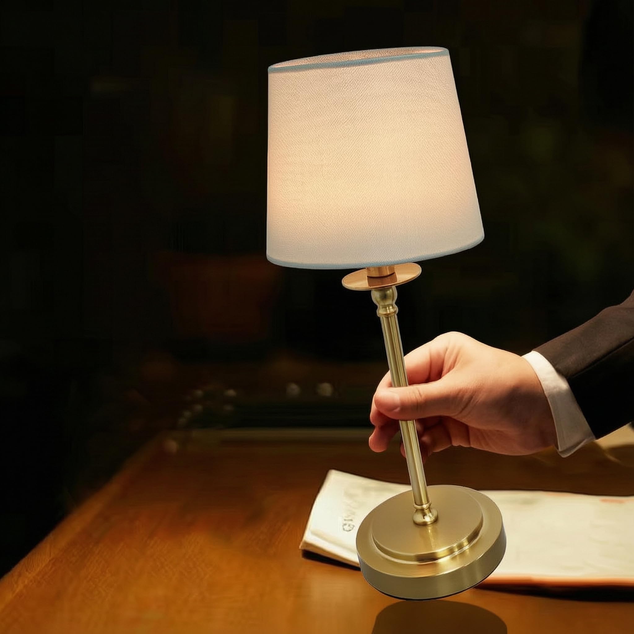 Lampada da tavolo senza fili, portatile, minimalista, ricaricabile