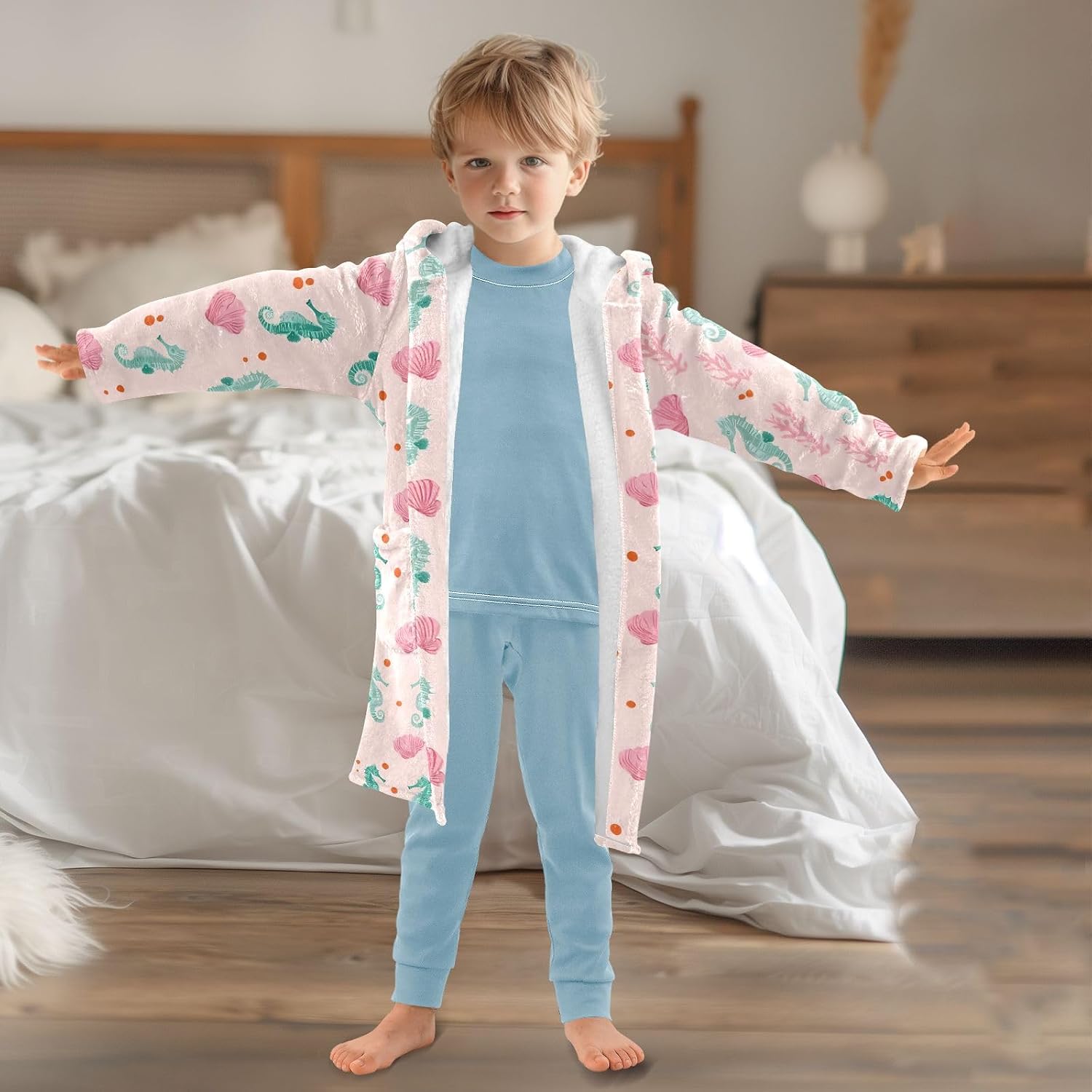 Green Seahorse Pattern Toddler Hooded Bathrobe for Boys Girls Soft Plush Bath Towel Robe 2-12 Years