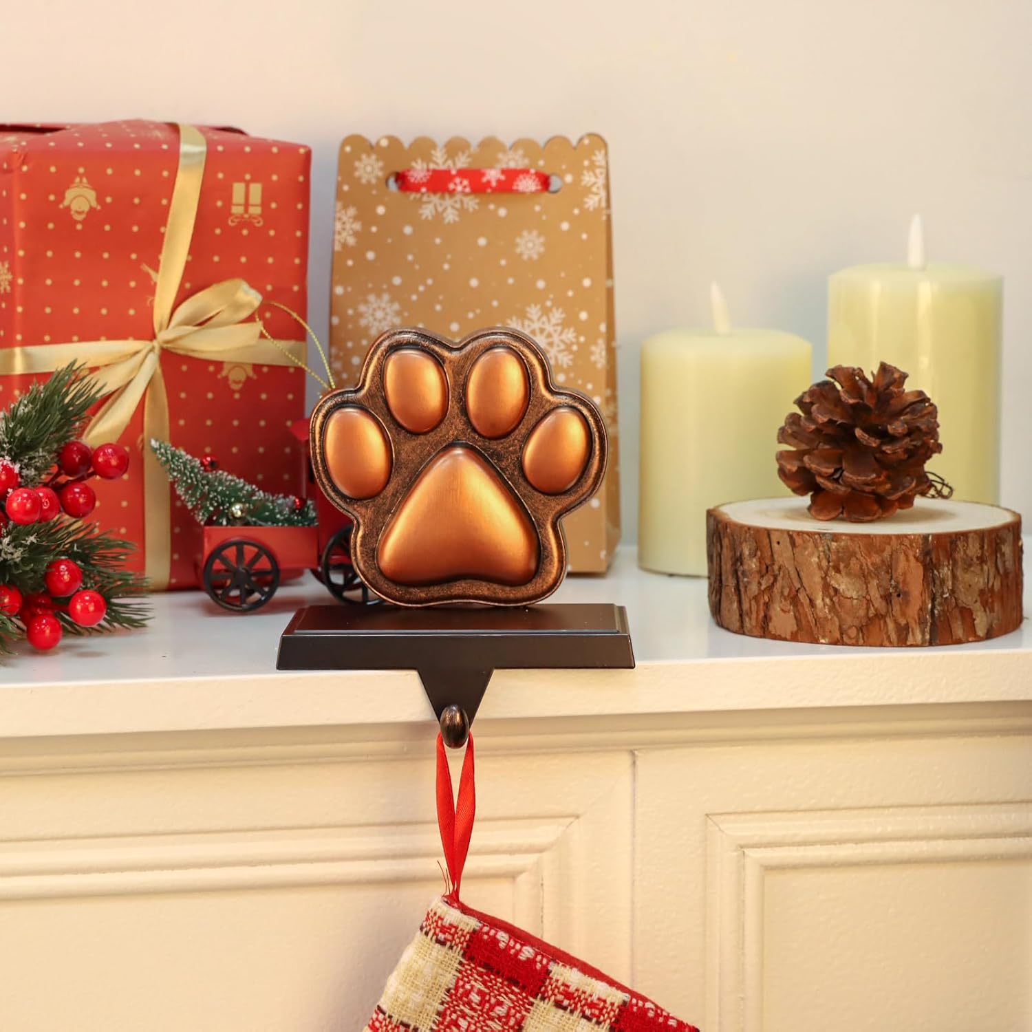 Bronze Dog Paw Christmas Stocking Holder, Pet Paw Stocking Holder Reliable Christmas Stocking Hanger for Xmas Fireplace Mantel Table Decorations