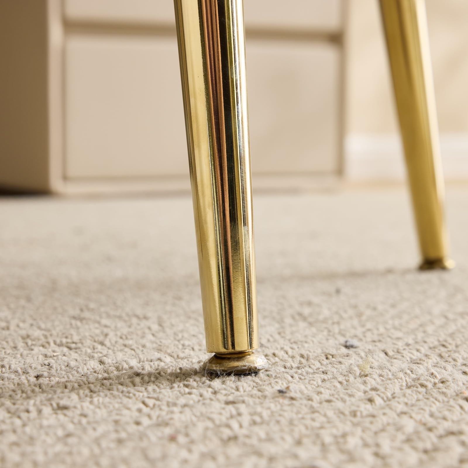 Bonnlo Schminktisch Stuhl, Muschel Sessel Wohnzimmer Modern Schminkstuhl aus Teddystoff mit Kissen Rückenlehne Golden Beinen, Ohrensessel bis 150 kg Vanity Chair für Schlafzimmer Kinderzimmer (Beige)