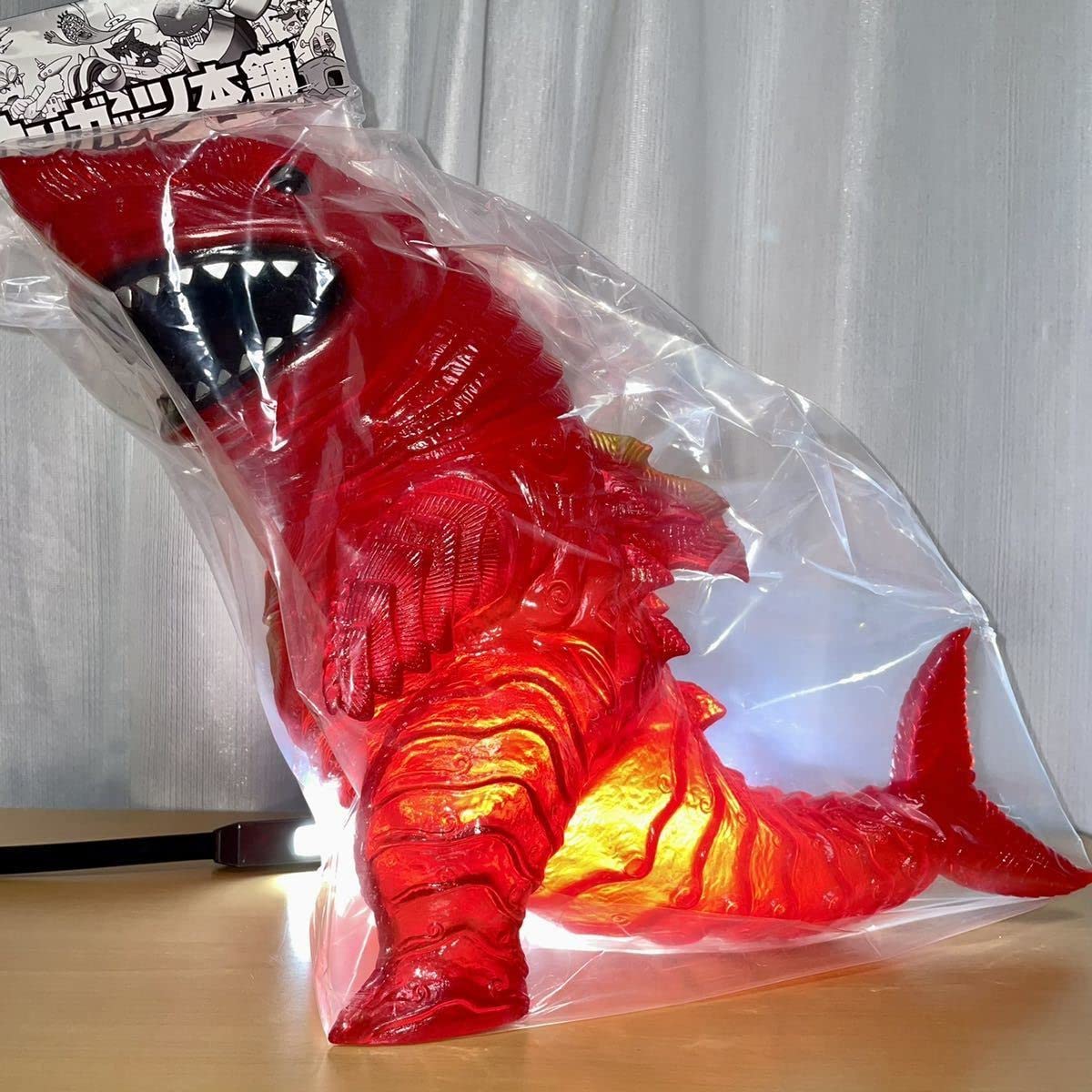 メガロドン　サンガッツ本舗製 美術雑貨店VINYLでサンガッツ本舗の限定「メガドロン
