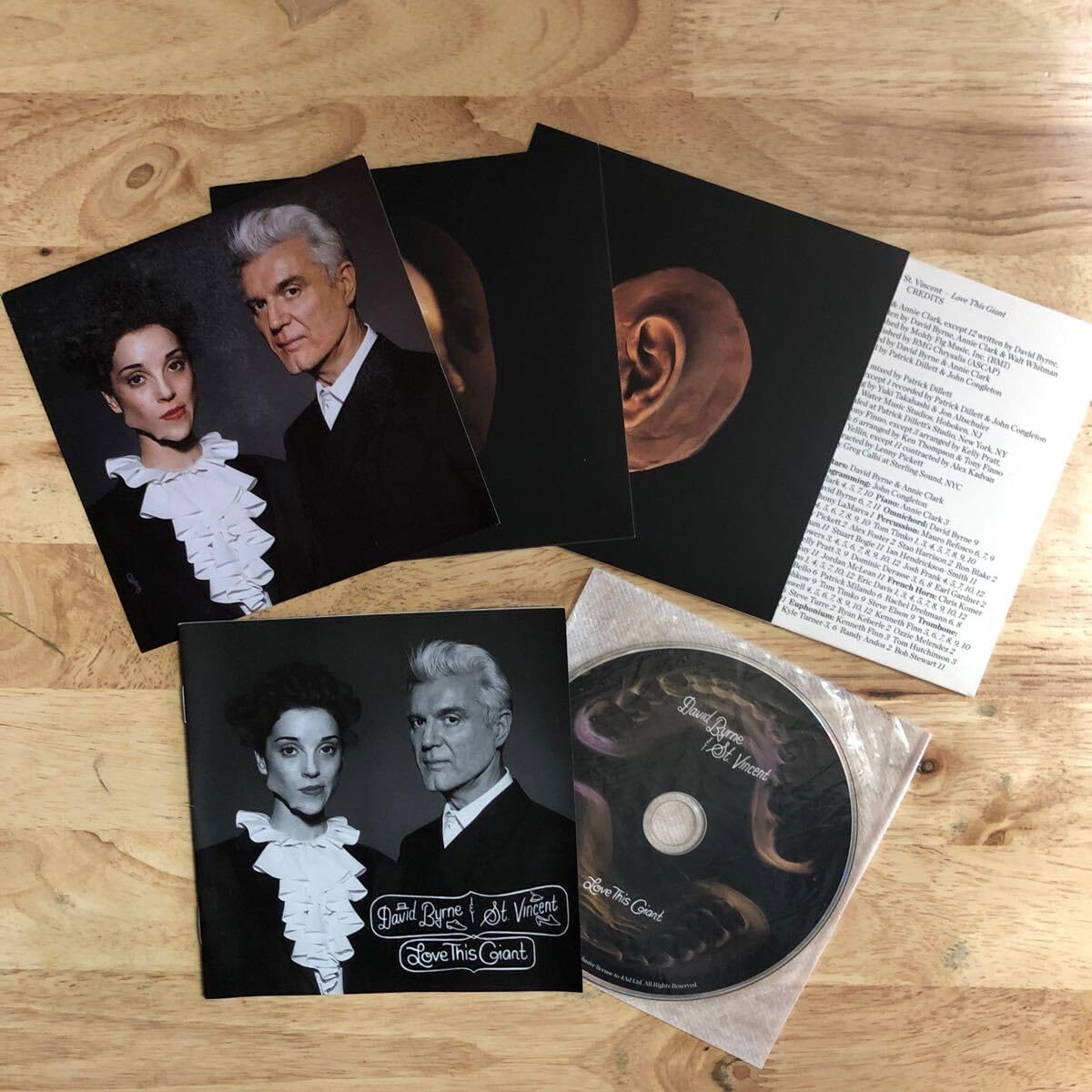 David Byrne「イレ・アイエ（生命の家）」LD 未開封 David Byrne「イレ・アイエ（生命の家）」LD 未開封 Film by