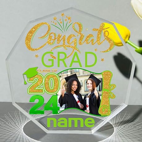 Personalized Graduation Gift: Acrylic Plaque for Unforgettable Memories