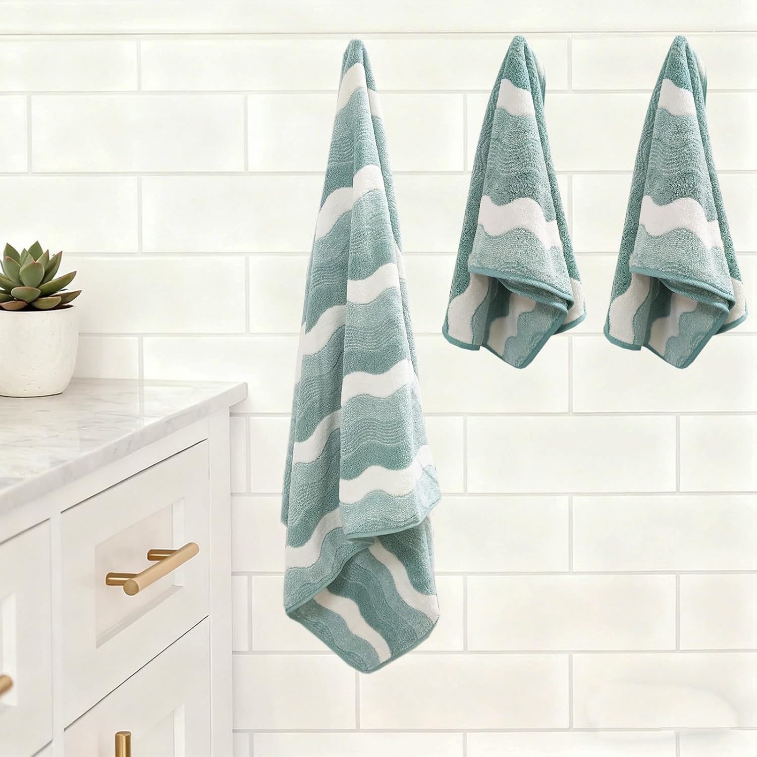 ABREEZE Wave Stripe Pattern Towel Set,Green,3pc Coral Fleece Soft and Fluffy Absorbent Towels for Gym and Bathroom(1 Bath Towel,2 Hand Towel)