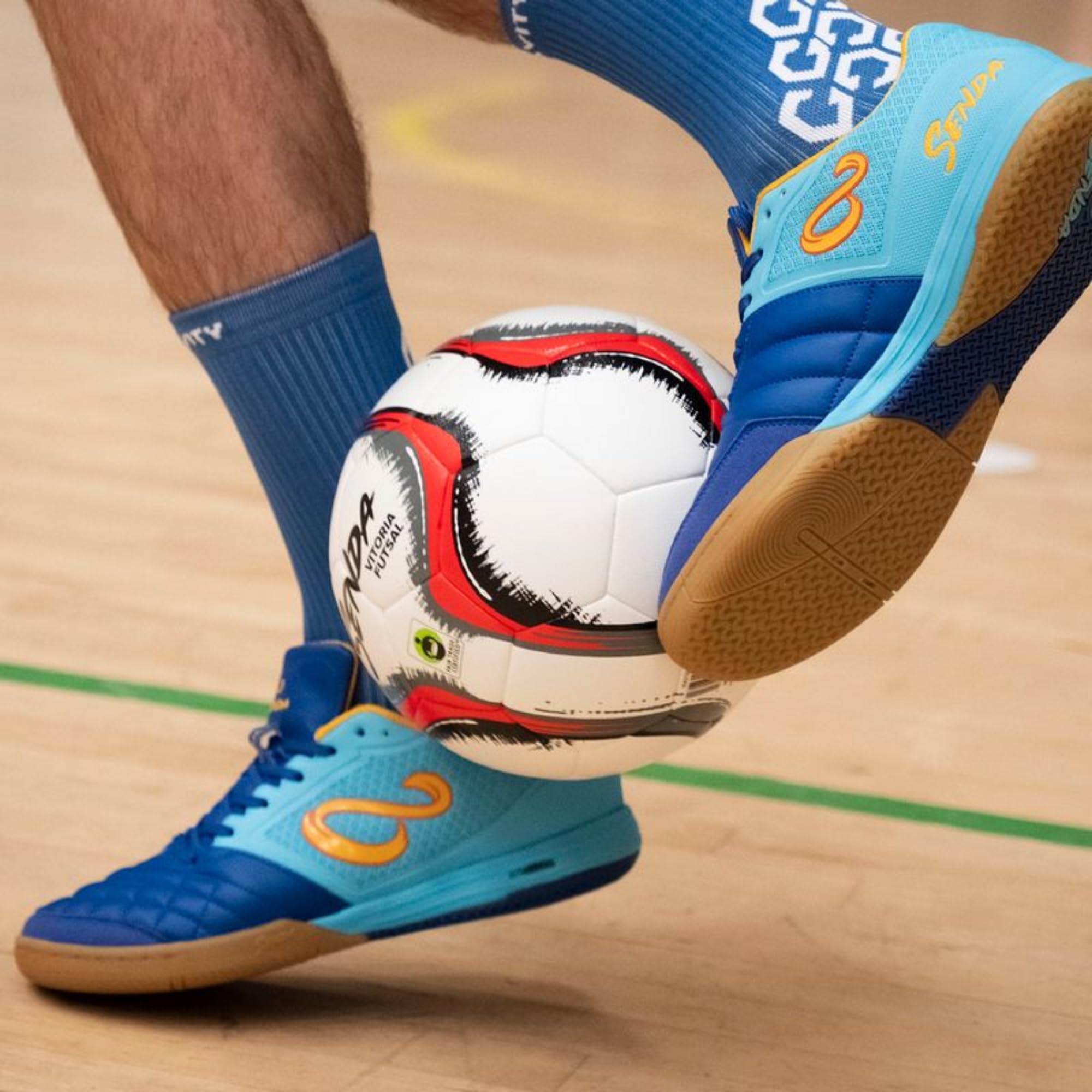 SENDA Vitoria Premium Match Ballon de futsal certifié commerce équitable Rouge/gris Taille 3 (8-12 ans)