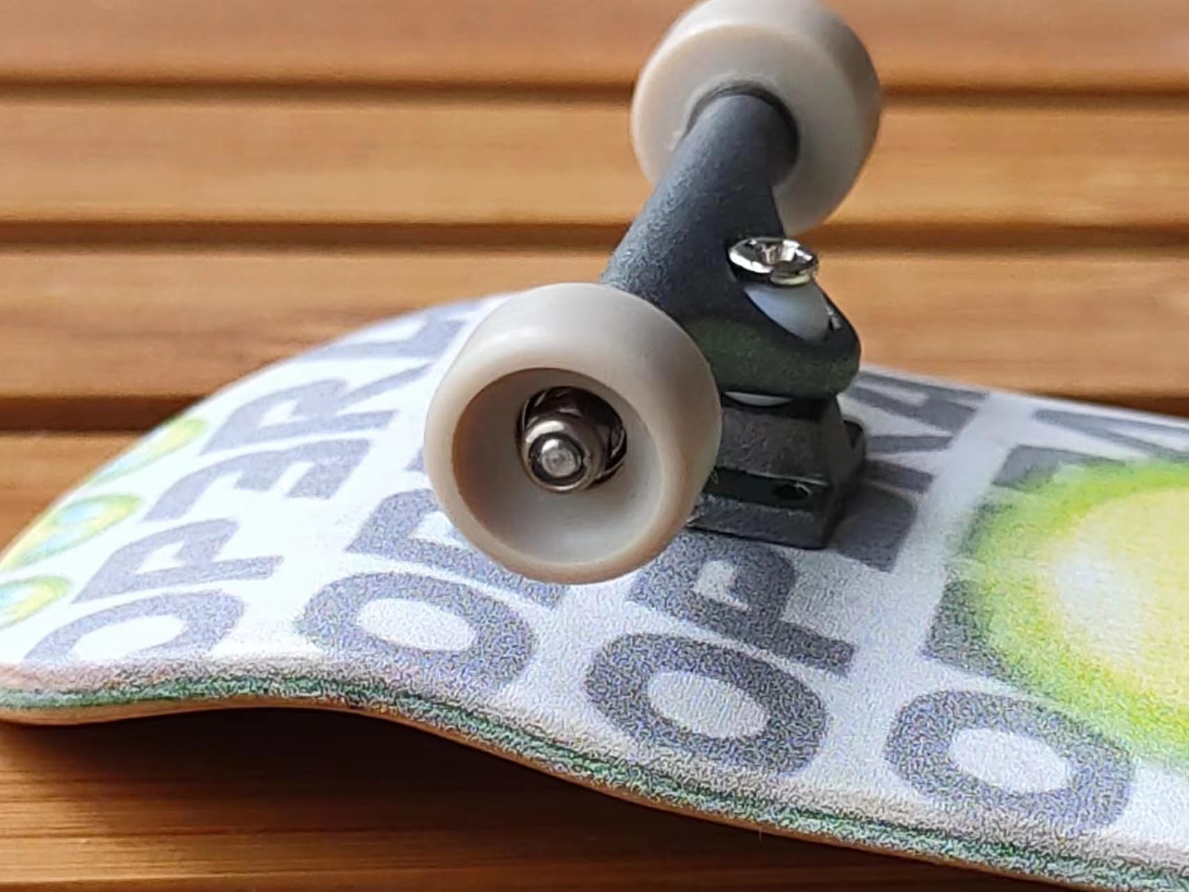 leefai Ruote per skateboard professionali fatte a mano, con dita sbirciate, resistenti, per esterni, misura 8,5 x 5 mm