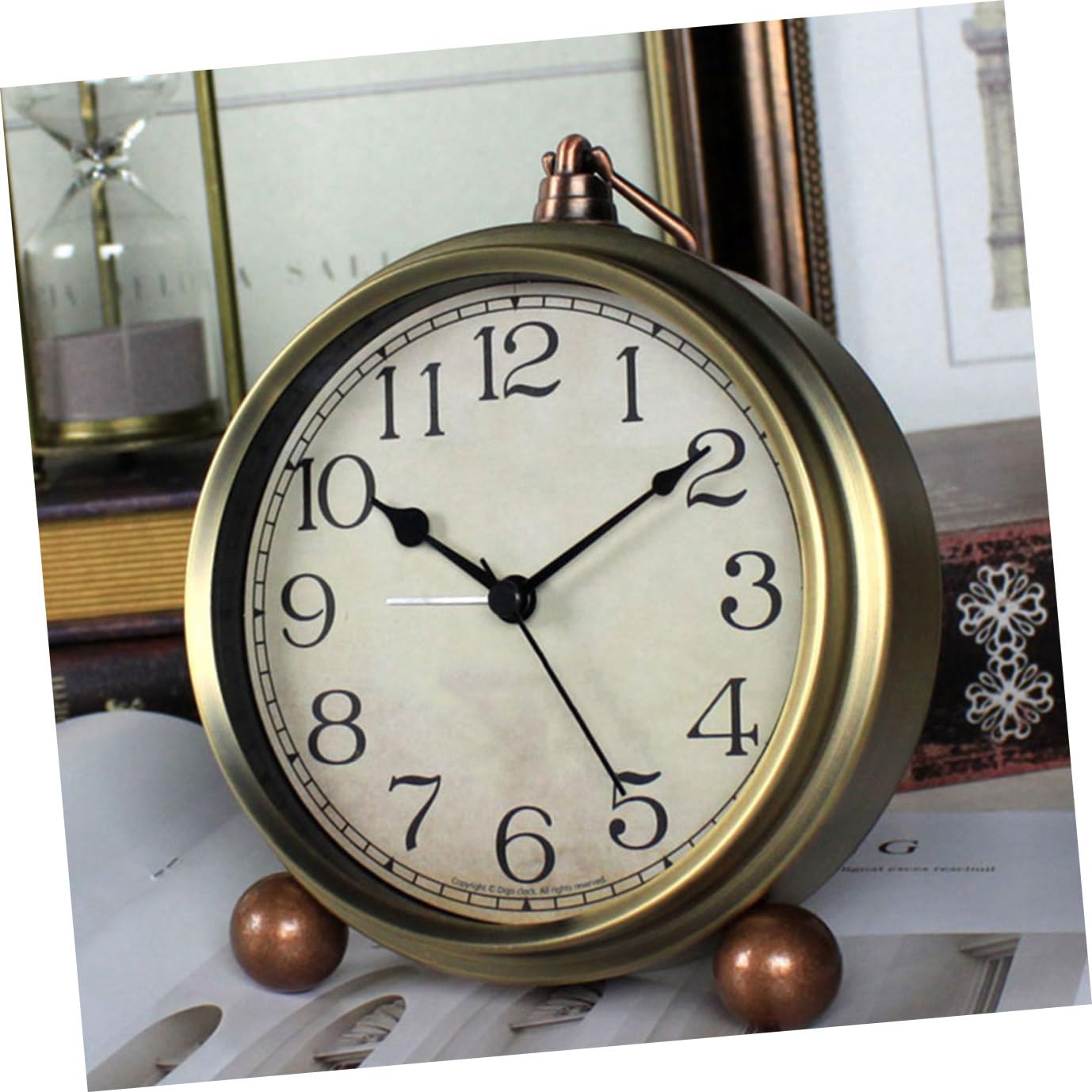 Housoutil Vintage Tischwecker 1 Stück aus Metall und Glas mit Alarm, Leise | Goldfarben, ohne Batterie, für Zuhause und Büro, Präzise Zeitmessung, Amerikanischer Stil