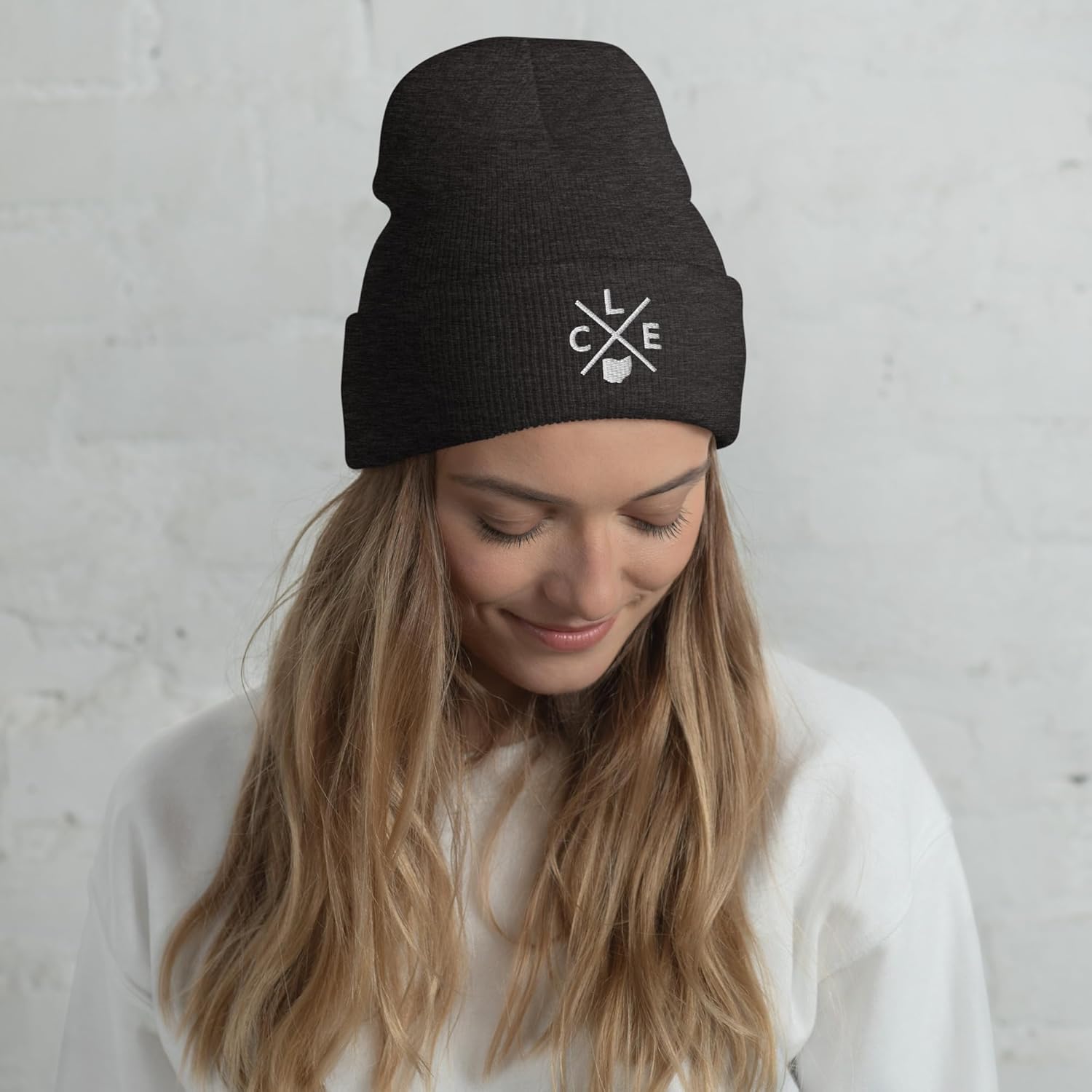Retro Cleveland Beanie Hat Winter CLE Cross Beanie Cap
