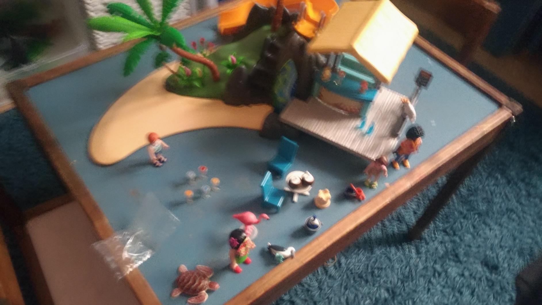 Playmobil 6979 Ile avec vacanciers : Amazon.fr: Jeux et Jouets