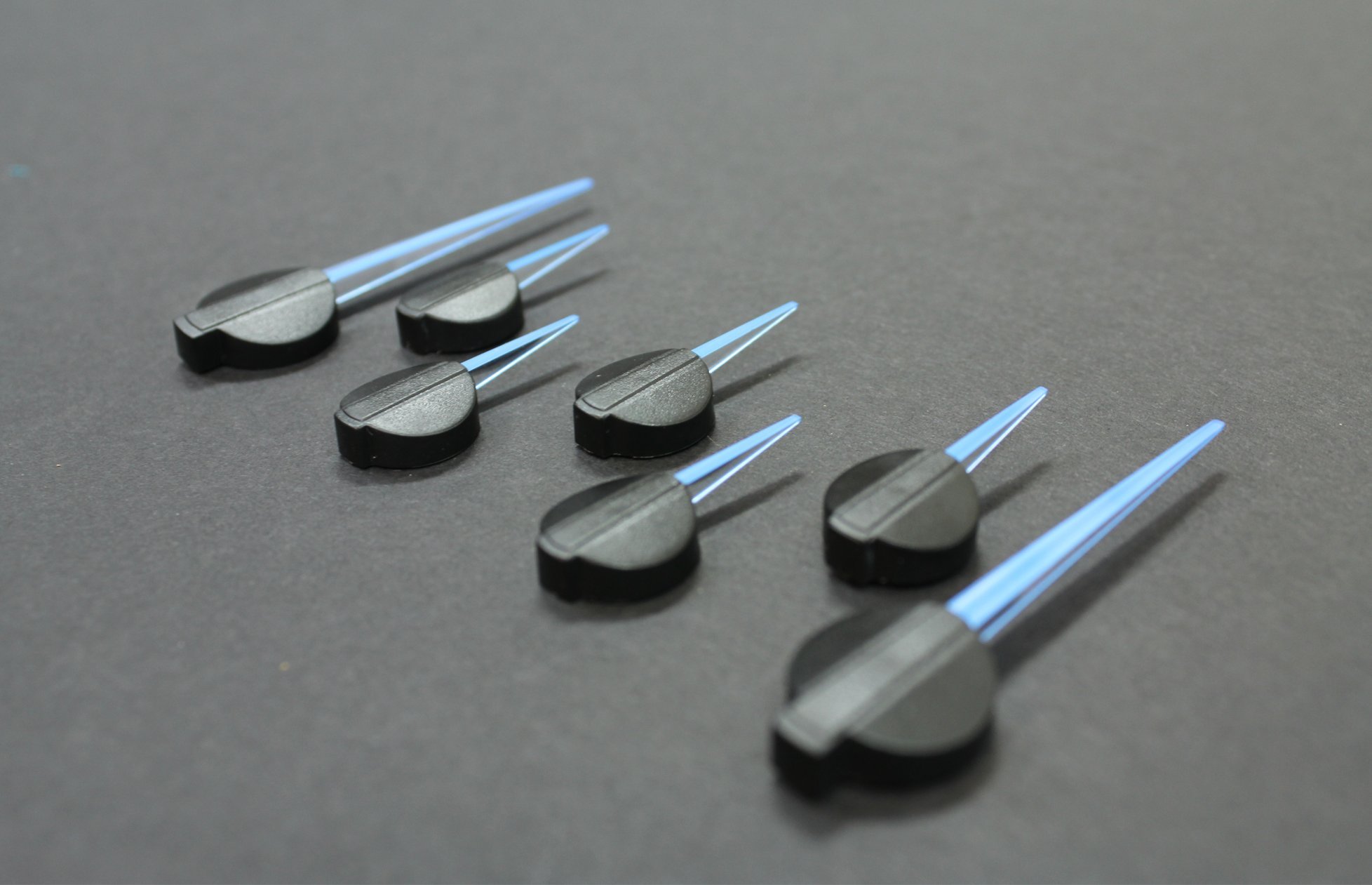 Blue Gauge Needles for 03-06 Chevrolet/GM Trucks and SUVs - Silverado, Sierra, Suburban, Avalanche, Tahoe, Yukon, H2 - (Pointers Indicators Needles)