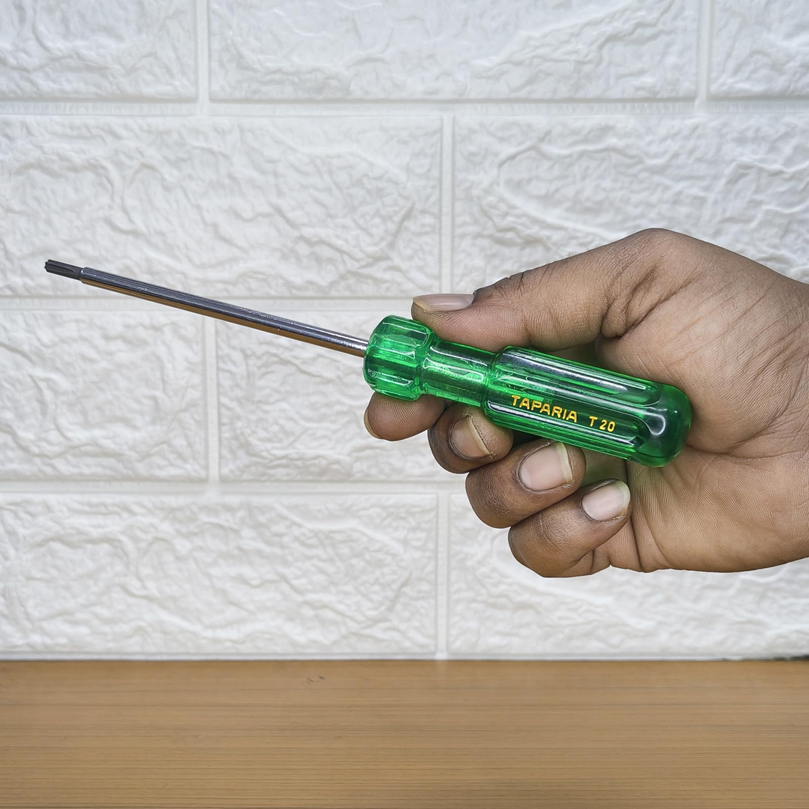 Taparia T-20 Steel Torx Screw Driver (Green And Silver), 1 pc 1