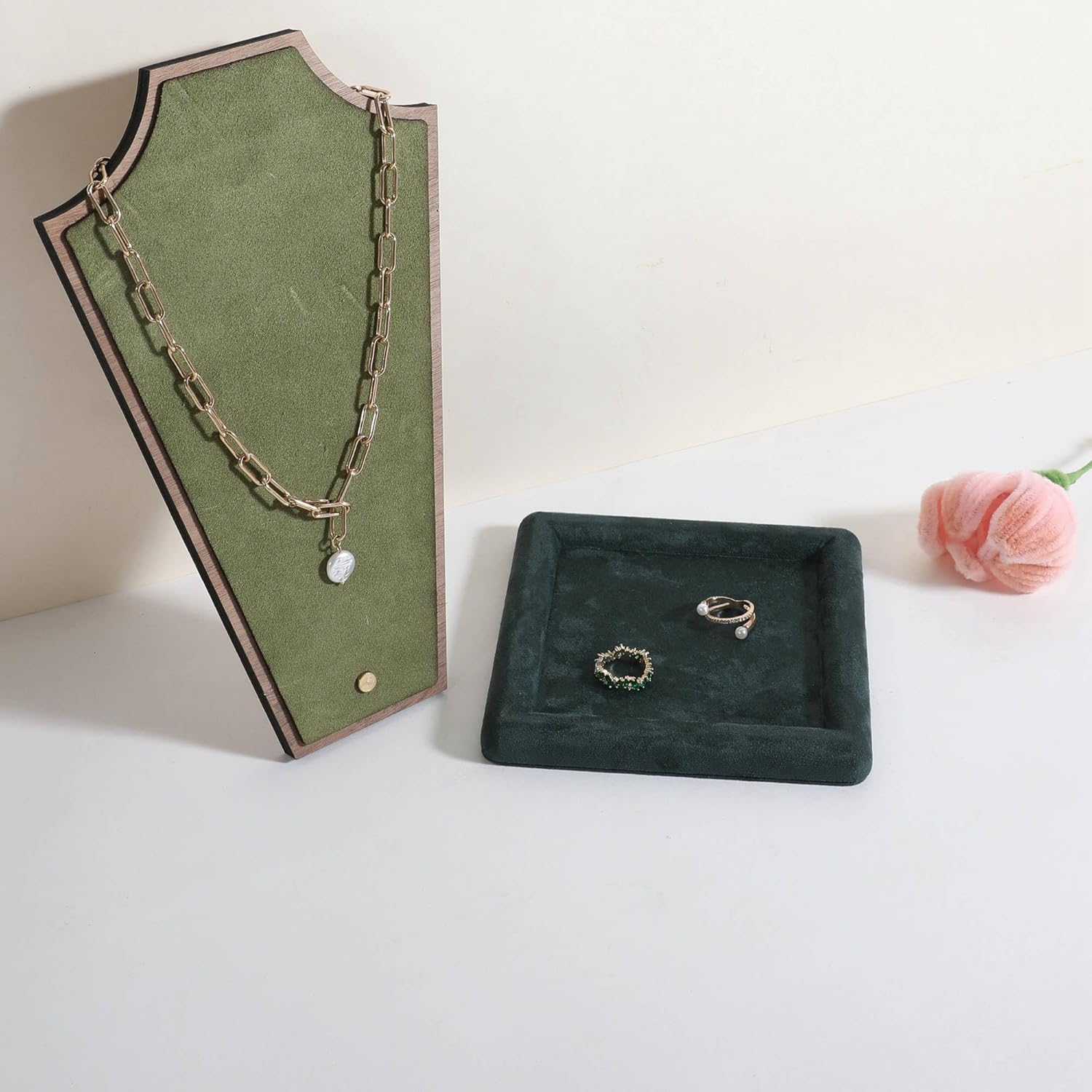 GemeShou Square velvet Jewerly display tray, Jewelry storage organizer plate, Empty Jewelry showcase tray for Necklace Bracelet Ring Earring display stand holder (Green-Medium, 5.9 x 5.9 in) - Image 6