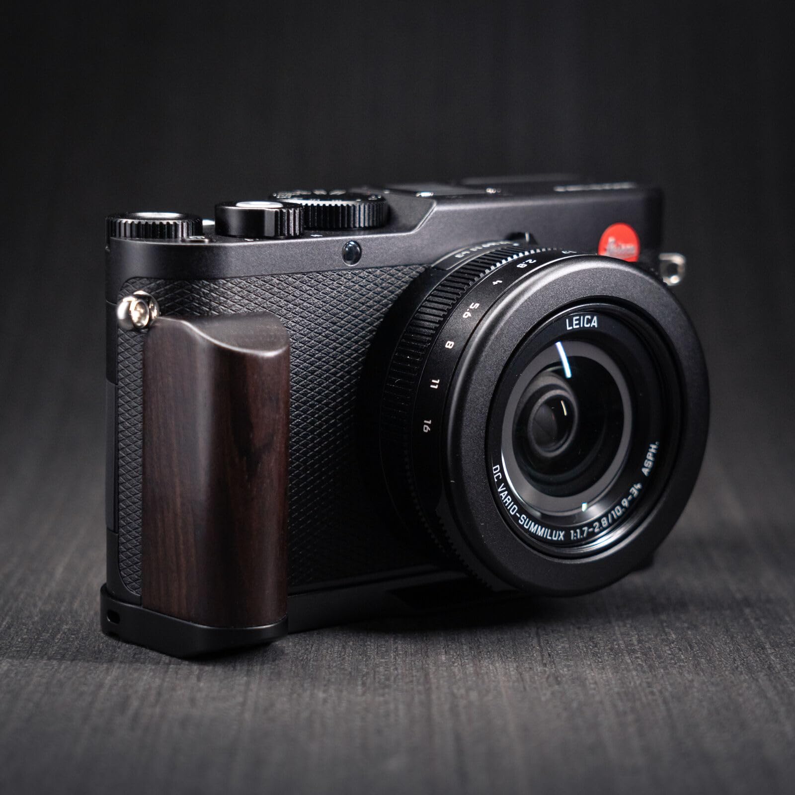 LEICA ライカ D-LUX7用 ハンドグリップ（黒檀/エボニー) LEICA ライカ D-LUX7用 ハンドグリップ（黒檀/エボニー) Amazon | D
