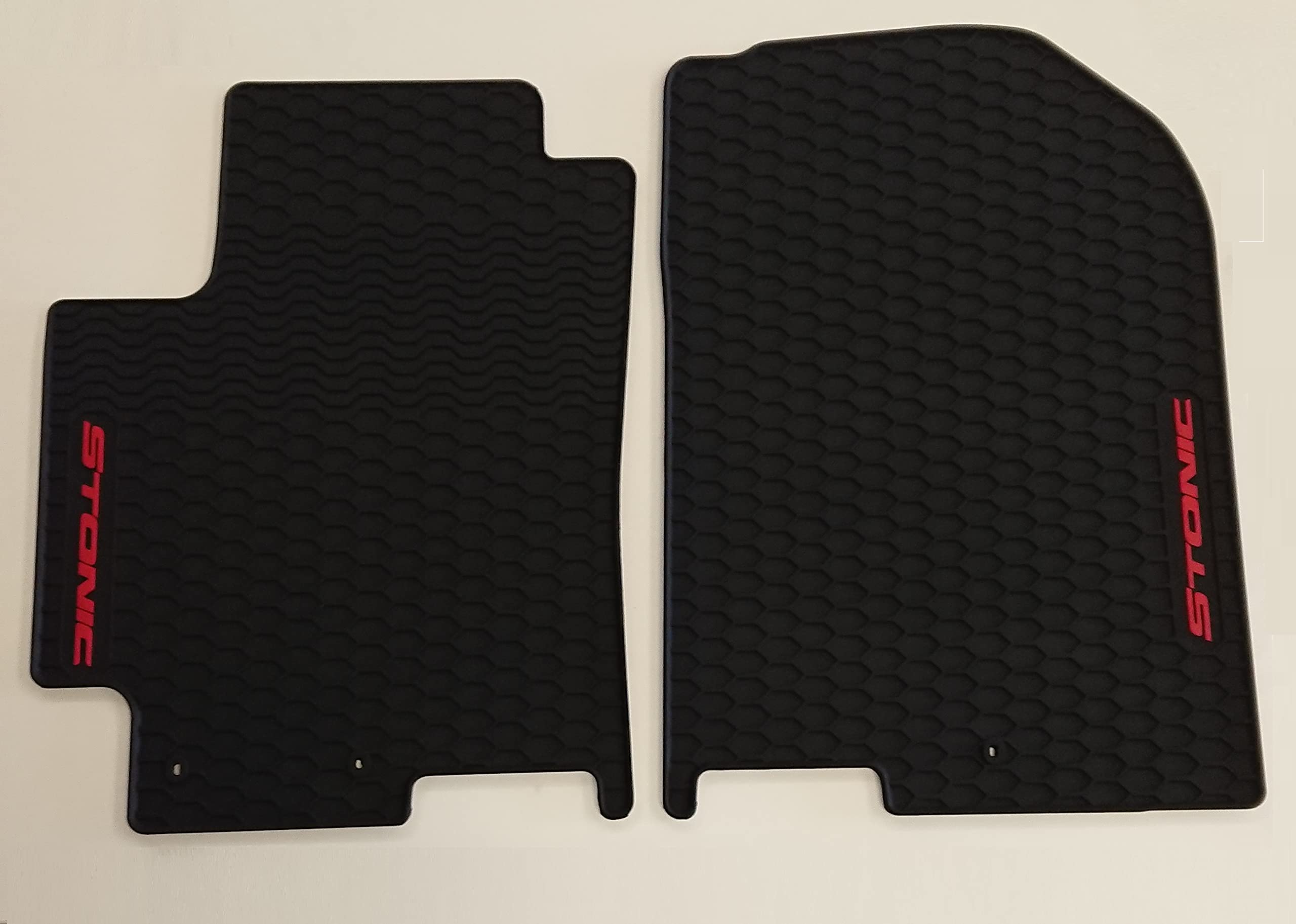 Tappetini per auto compatibili con KIA Stonic 2017 – 2024, inodore, 4,5D, adatti per tutte le stagioni, 5 pezzi, antiscivolo, bordo alto, in gomma, colore nero