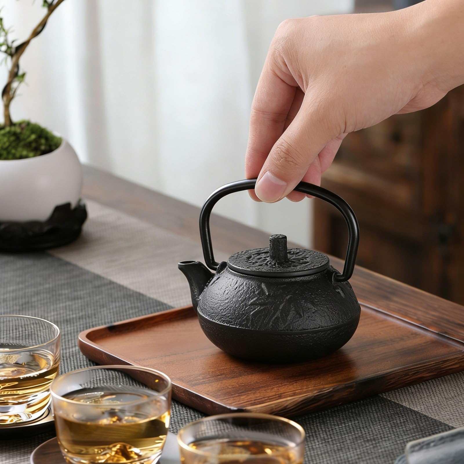 Mini teiera in ghisa, 50 ml Mini Iron Iron Tea imitazione Teiera giapponese con manico Black Retro Retro DECORATIVE TEA POT