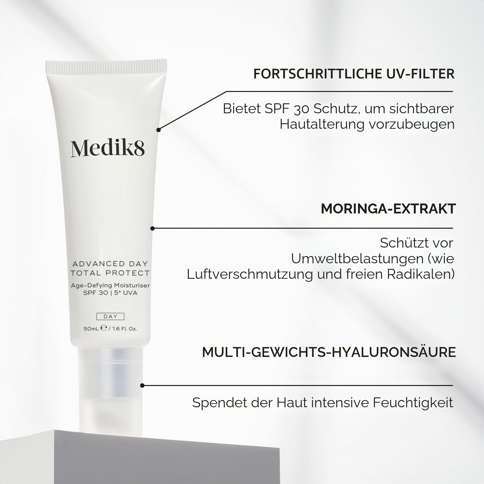 Medik8 Advanced Day Total Protect LSF 30 Feuchtigkeitscreme für das Gesicht - Feuchtigkeitsspendender & nicht fettender UVA-Schutz - Leichter Sonnenschutz & Feuchtigkeitscreme - 50ml