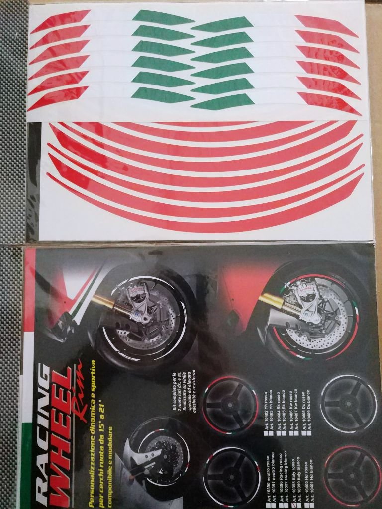 Racing Modular Wheel Stripes for Motorcycle, Red Italy Flag