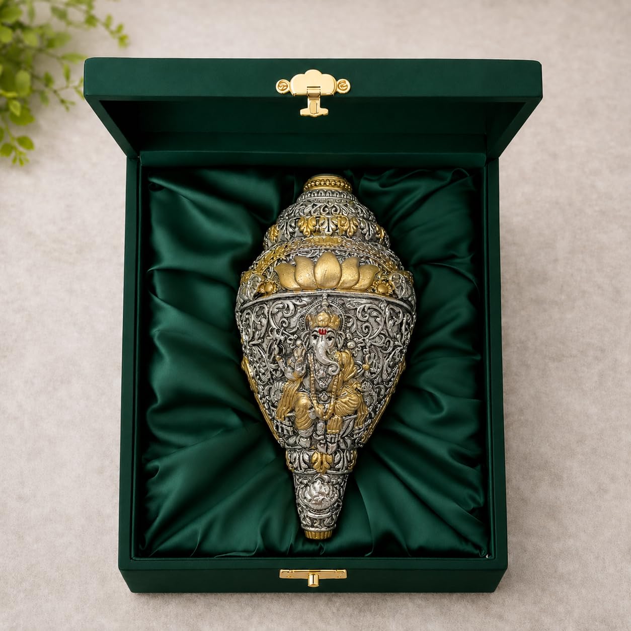 Dev Aastha 999 Pure Silver Plated & 24K Gold Plated Ganesh Shankh | Sacred 8 Inch Dual-Tone Conch Shell | Vastu Showpiece for Success & Wealth | Auspicious Pooja Gift