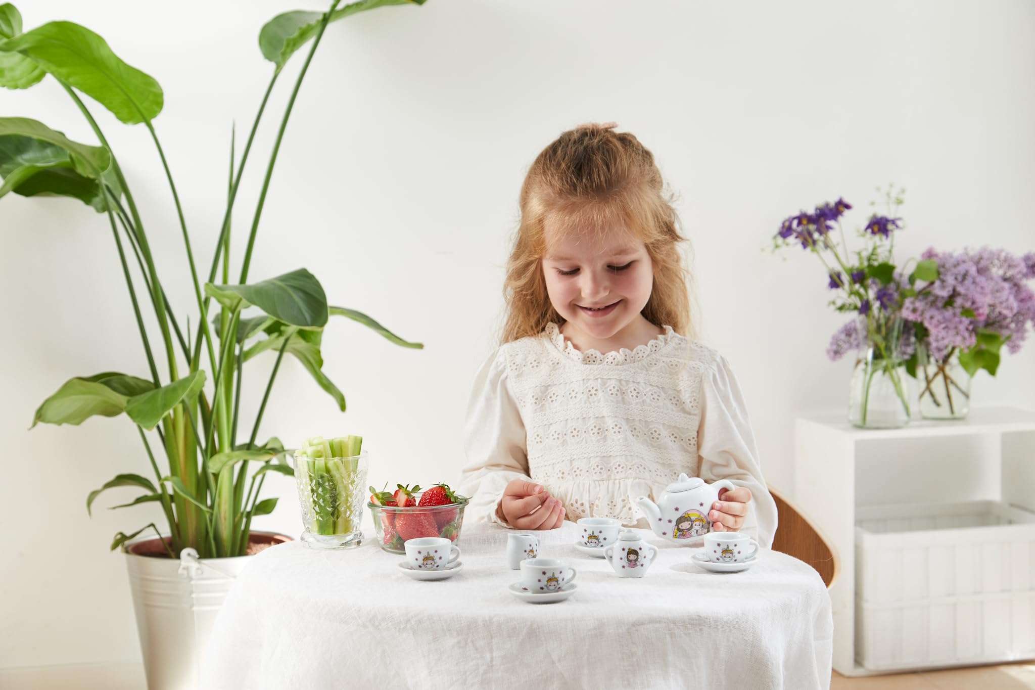 Barbo Toys - Lillie & Ellie 12-częściowy porcelanowy serwis do herbaty dla dzieci | zestaw do odgrywania ról na imprezę herbacianą od 3 do 8 lat | serwis do herbaty z dzbankiem do herbaty, cukiernicą