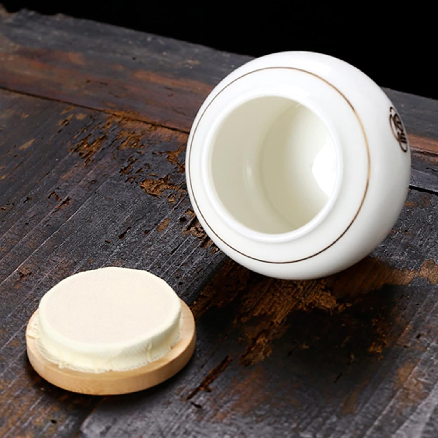 Tea Tin Exquisite White Porcelain Tea Canister for Loose, Airtight Caddy Food Storage Jar Canisters, Tin/Coffee Canister/Coffee Jar/Spice Nuts Container(Small)
