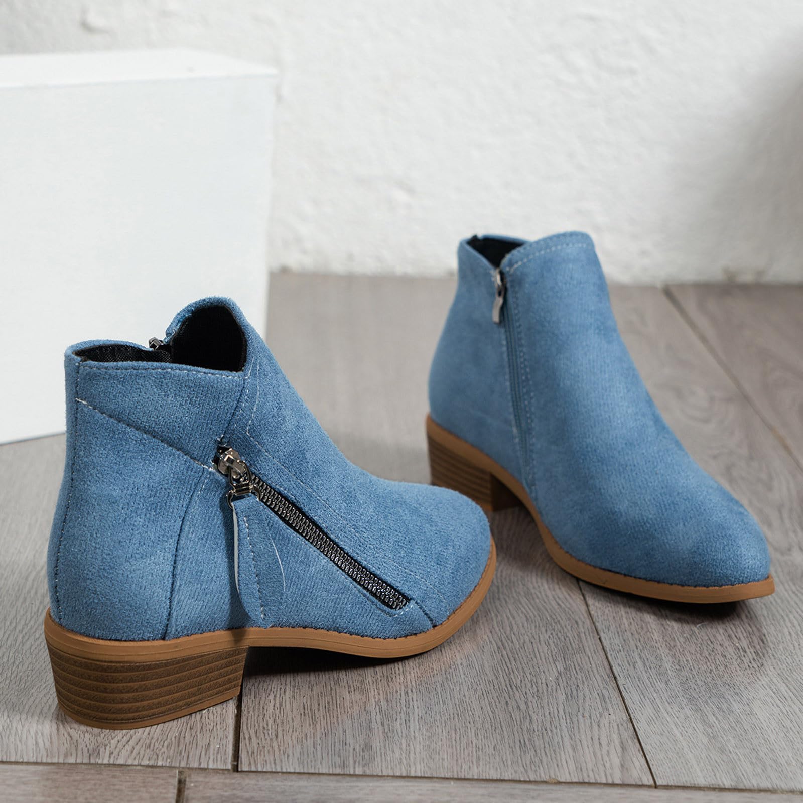 Bottines Chelsea en daim pour femme - Bout pointu - Talon bas et épais - Fermeture éclair latérale - Décontractées - Élégantes et confortables - Bottes western pour la marche en plein air