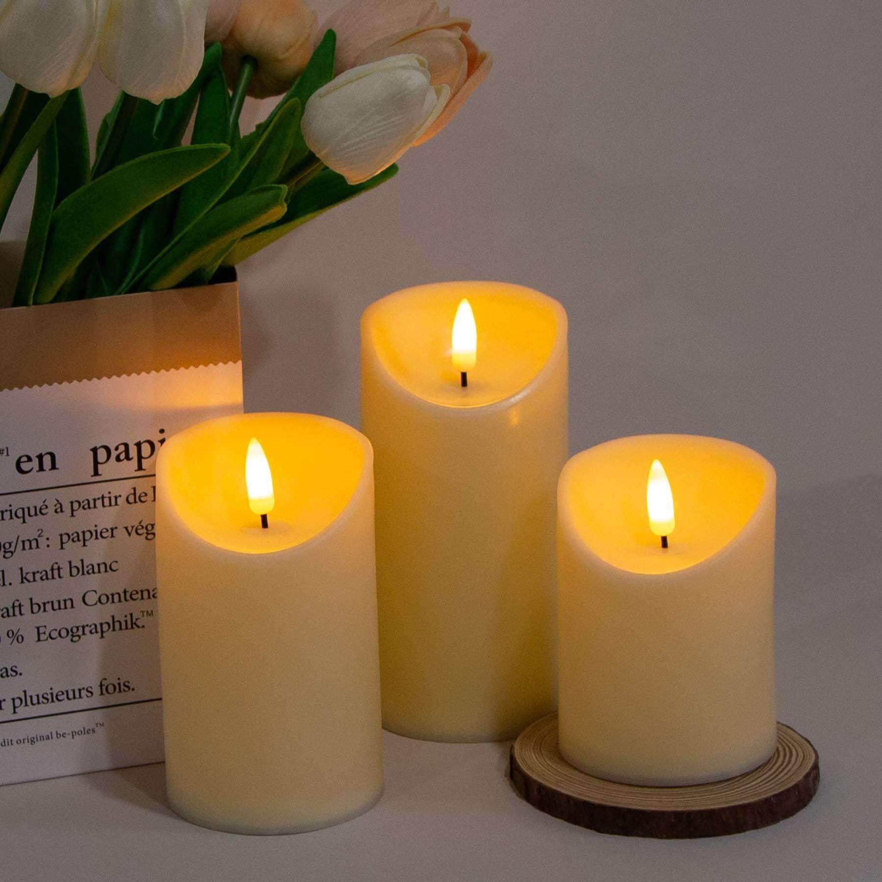 Mavandes Candele LED senza fiamma con temporizzazione remota, candele da finestra bianco tremolanti a batteria, confezione da 4 candele di cera reale senza fiamma (2 x 25 cm