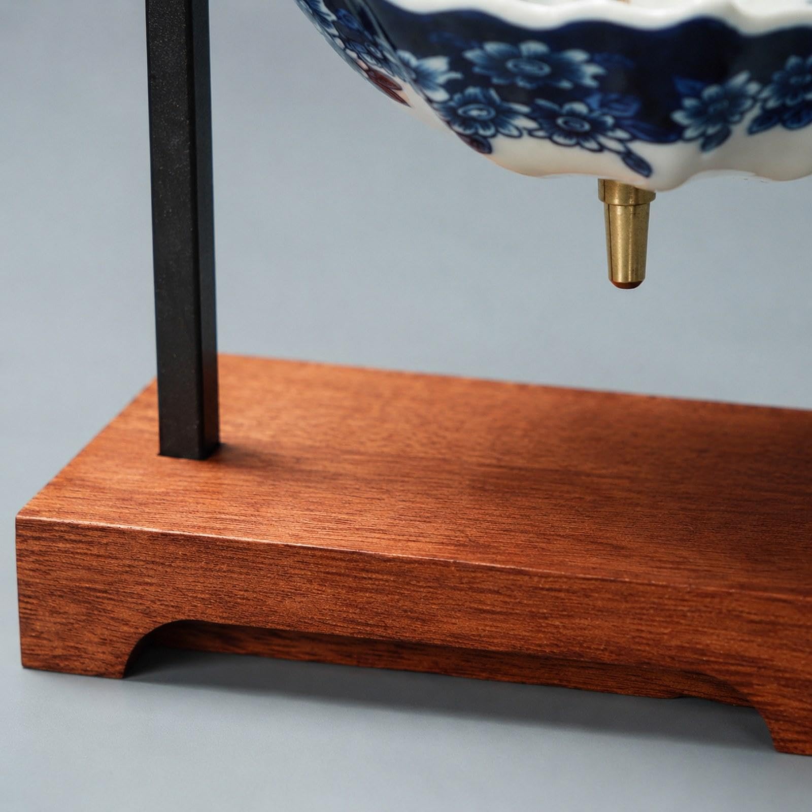 Passoire à Thé en Céramique, Accessoire de Thé Au Design Chinois Distinctif, Filtre Efficace et Support Décoratif. Convient pour Les Bureaux et Les Ré, Blue Blanc