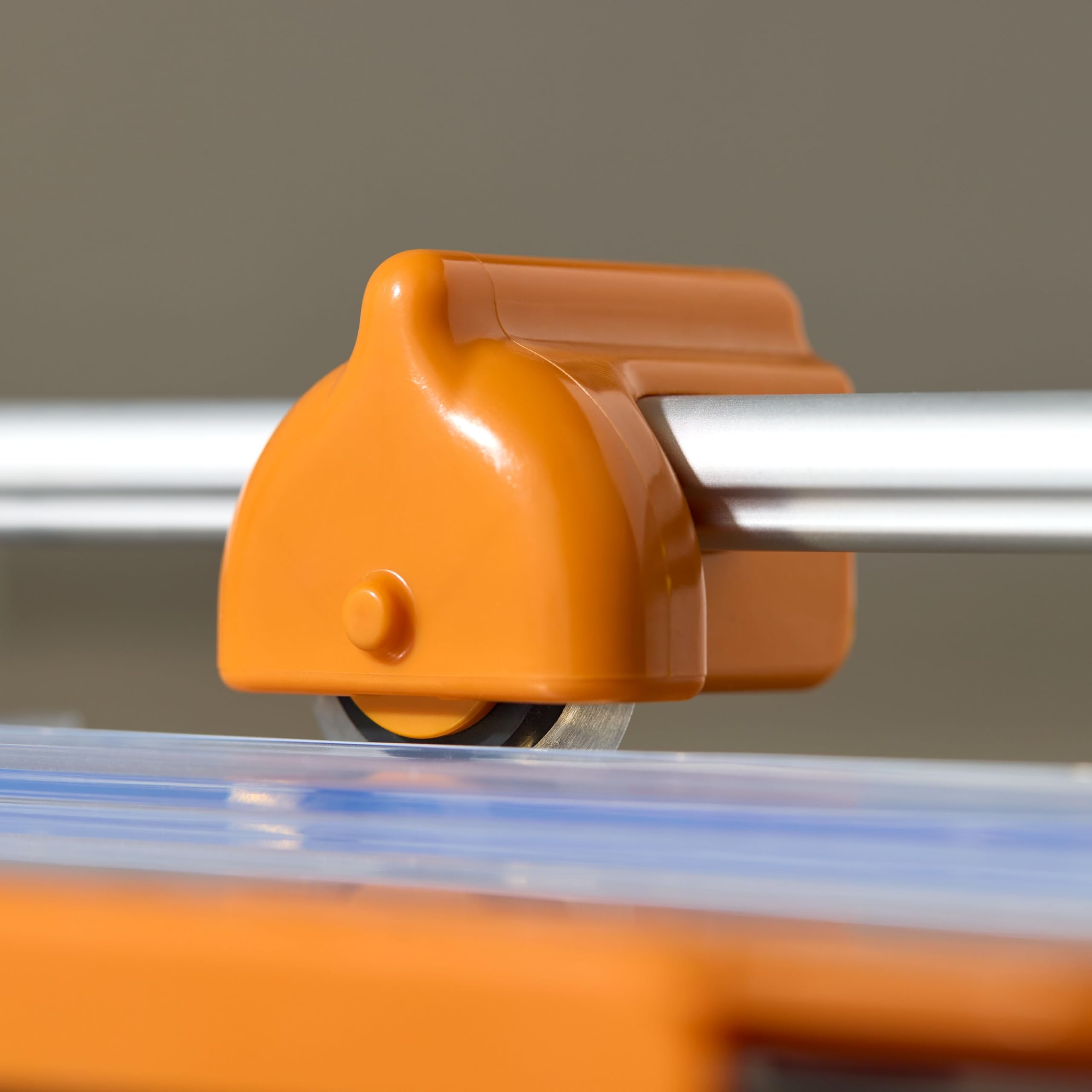 Fiskars Recortadora giratoria de papel de 12 pulgadas, hoja autoafilable