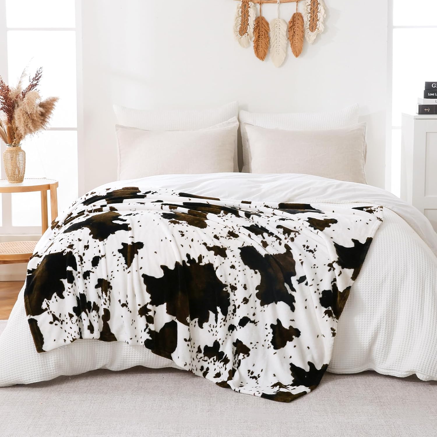 Bnuitland Cow Printed Fleece Flannel Throw Blanket, 300 GSM Double Sided Fuzzy Fluffy Blanket for Bed Sofa Couch Travel, Super Soft Lightweight for Adults and Kids, 50×60 inch - Image 4
