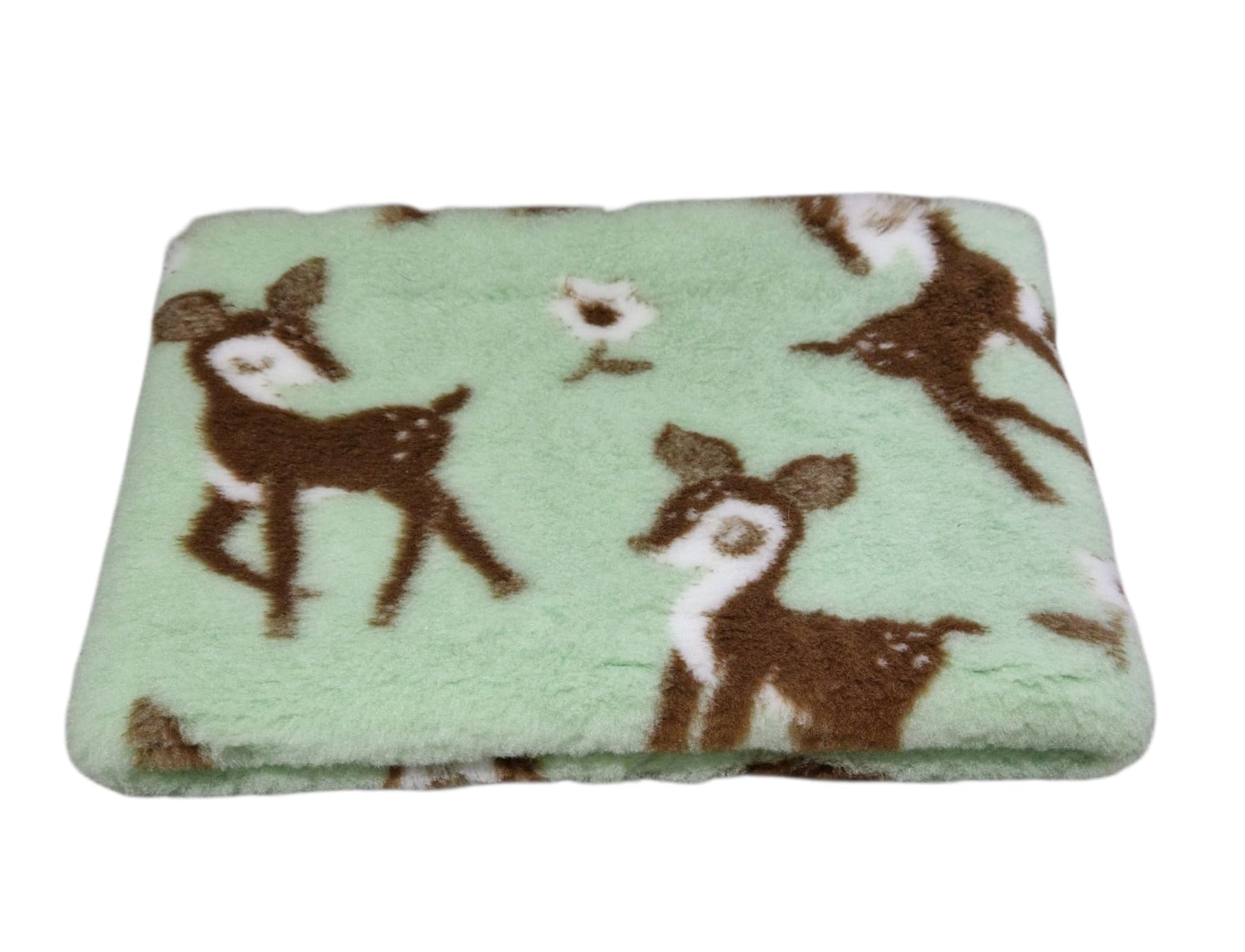 WOOF AND PUP | Non Slip Vet Bedding | Deer Woodland Pattern | Machine Washable | UK Manufactured | Non-slip | Dog Bed | Whelping | Vet Bed (122cm x 122cm)