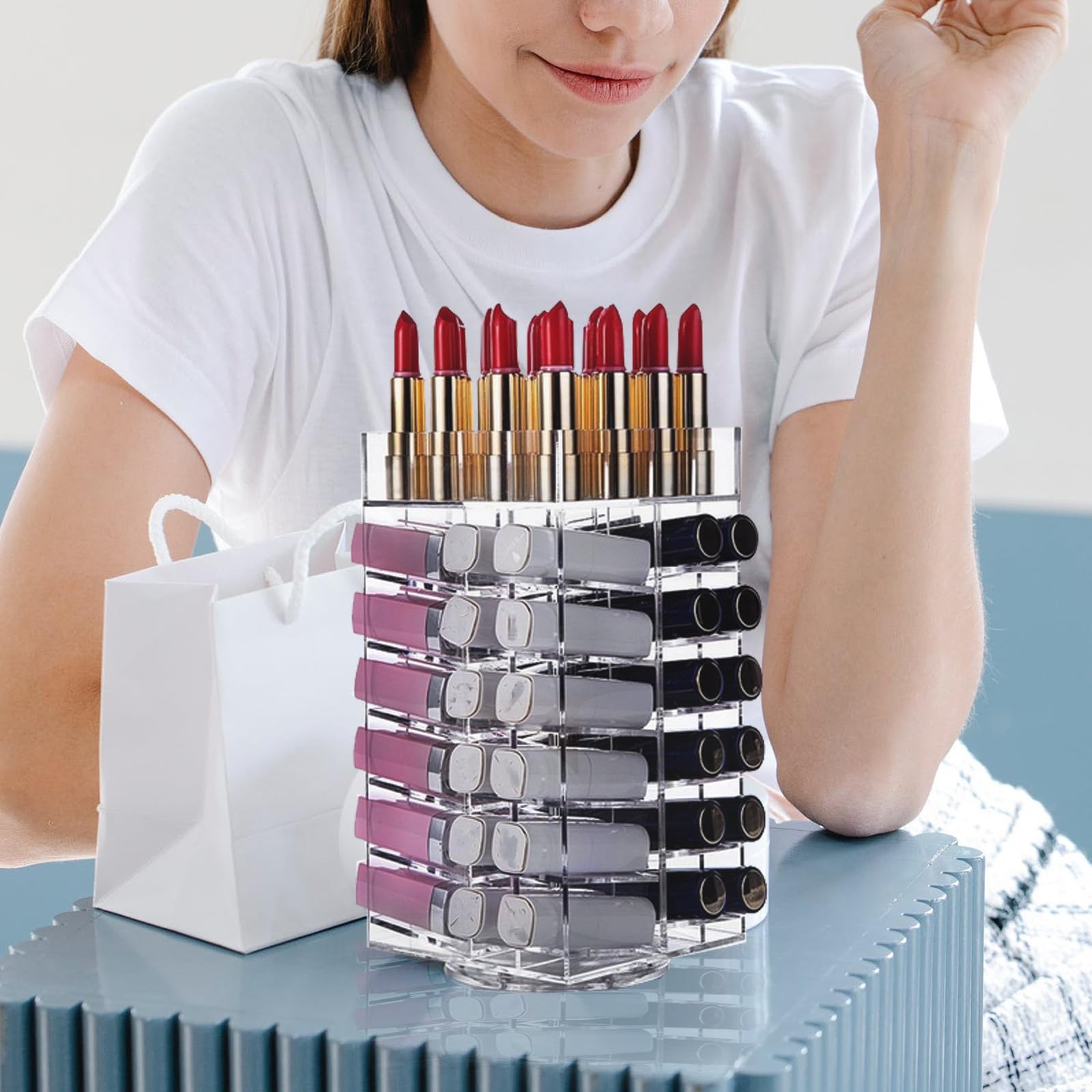 Generic Lippenstift und Abnehmbarer Lippenstift Organizer Acryl mit 64 Fächern Organizer Drehbarer Lippenstiftständer Praktischer Tisch für Zuhause und Schminktisch