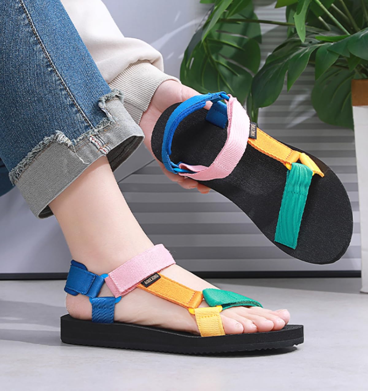 Generic Womens Thick Sole Sport Sandals Lightweight Hiking Sandals with Arch Support Colorful Woven Straps Beach Flat Sandals