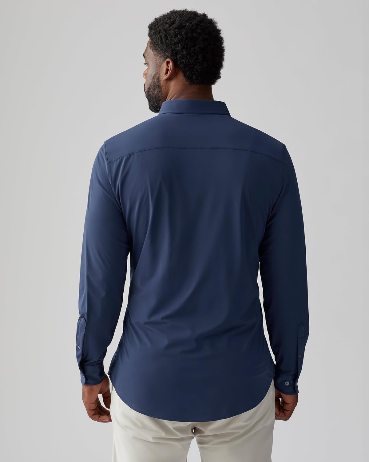 Rhone Camisa social masculina Commuter, slim fit, confortável, elástico em quatro direções, não amassa, antiodor em promoção! Veja a oferta e mais achadinhos de Camisas 8 Hoje é o melhor dia para comprar Rhone Camisa social masculina Commuter, slim fit, confortável, elástico em quatro direções, não amassa, antiodor com aquele preço maroto! Promoção! Aproveite a oferta! 8