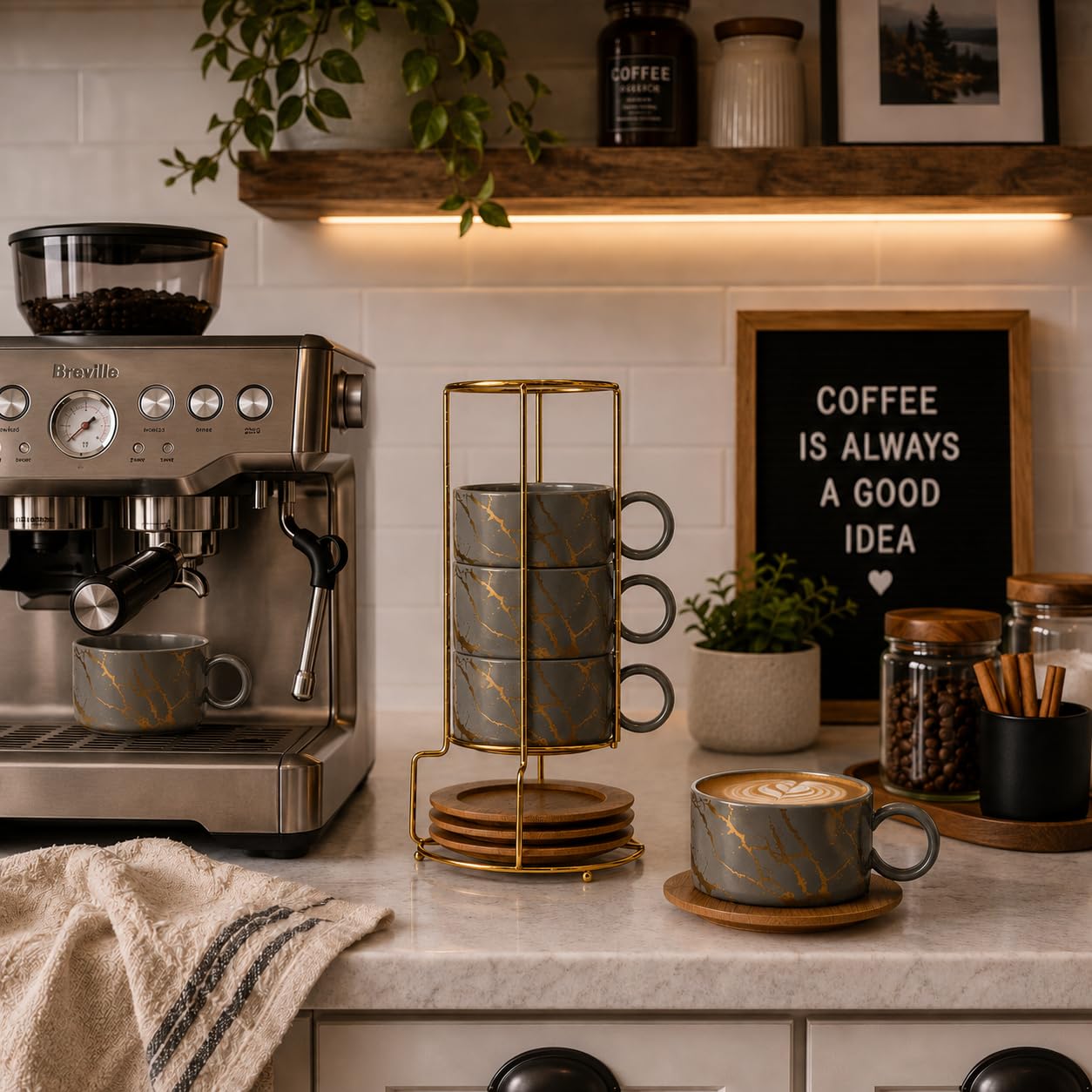LUKA Stapelbare Espressotassen aus Porzellan mit Untertassen und Metallständer, 170 ml, 4 Stück, Keramik-Cappuccino-Tassen-Set für spezielle Kaffeegetränke, Latte, Café, Mokka und Tee, Grau